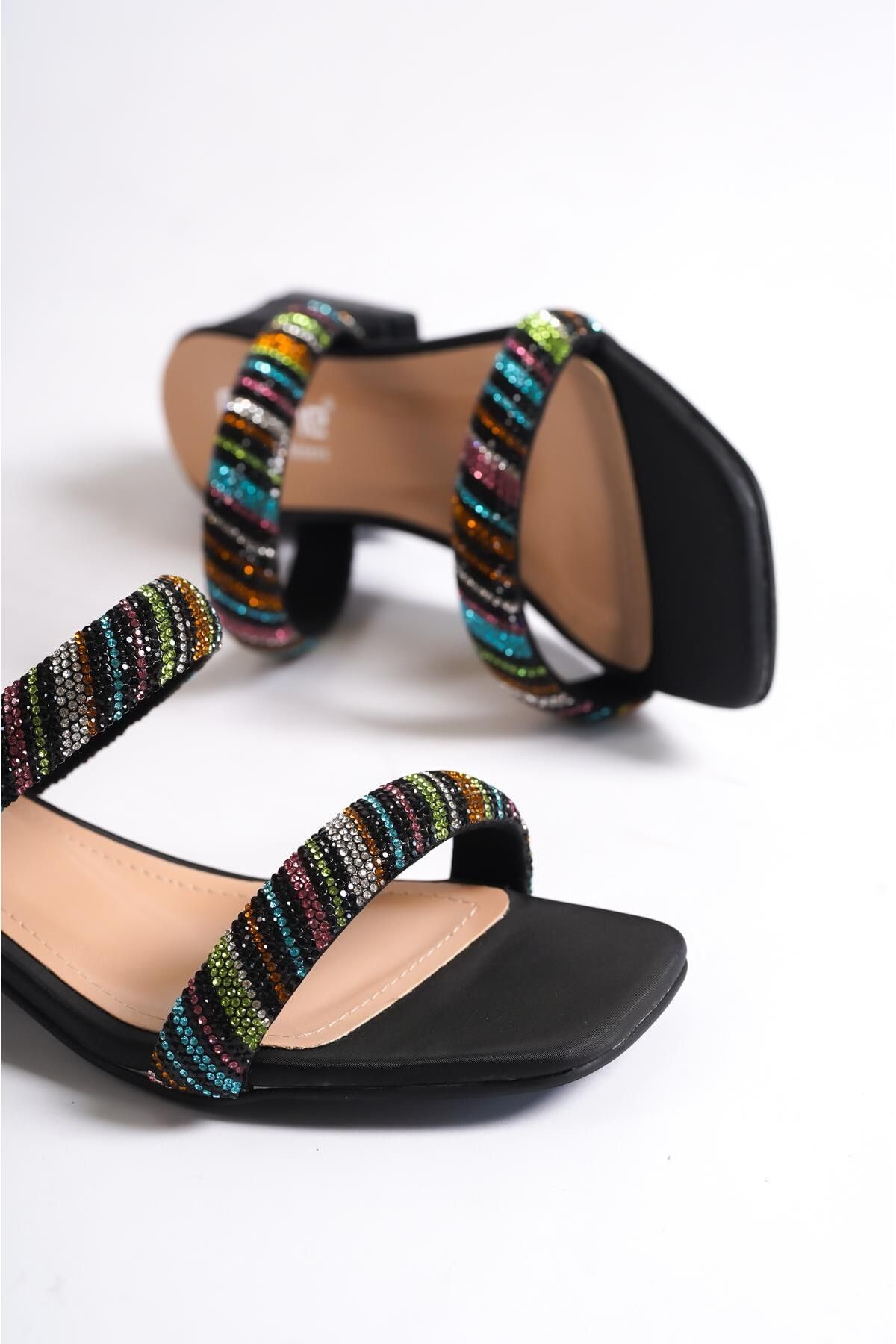 دمپایی مشکی زنانه سنگی پاشنه کوتاه Capone اورجینال Capone Outfitters