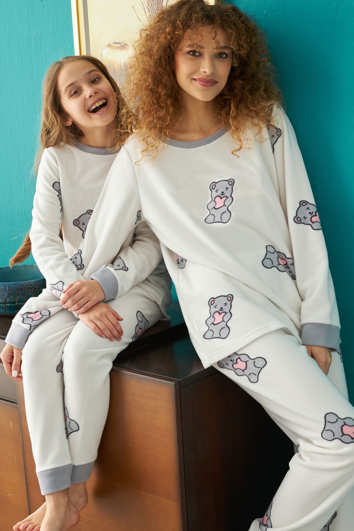 Siyah İnci Set De Pijama Polar De Jos-sus Femeie - 4–5 years