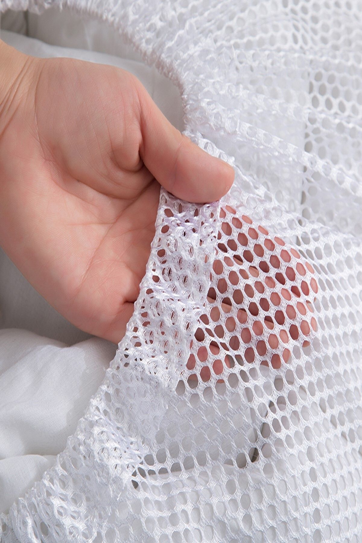 MasterCar-1 Colorful String Ultra Luxury Laundry Net Shoe Washing Net and Bra Washing Net 2