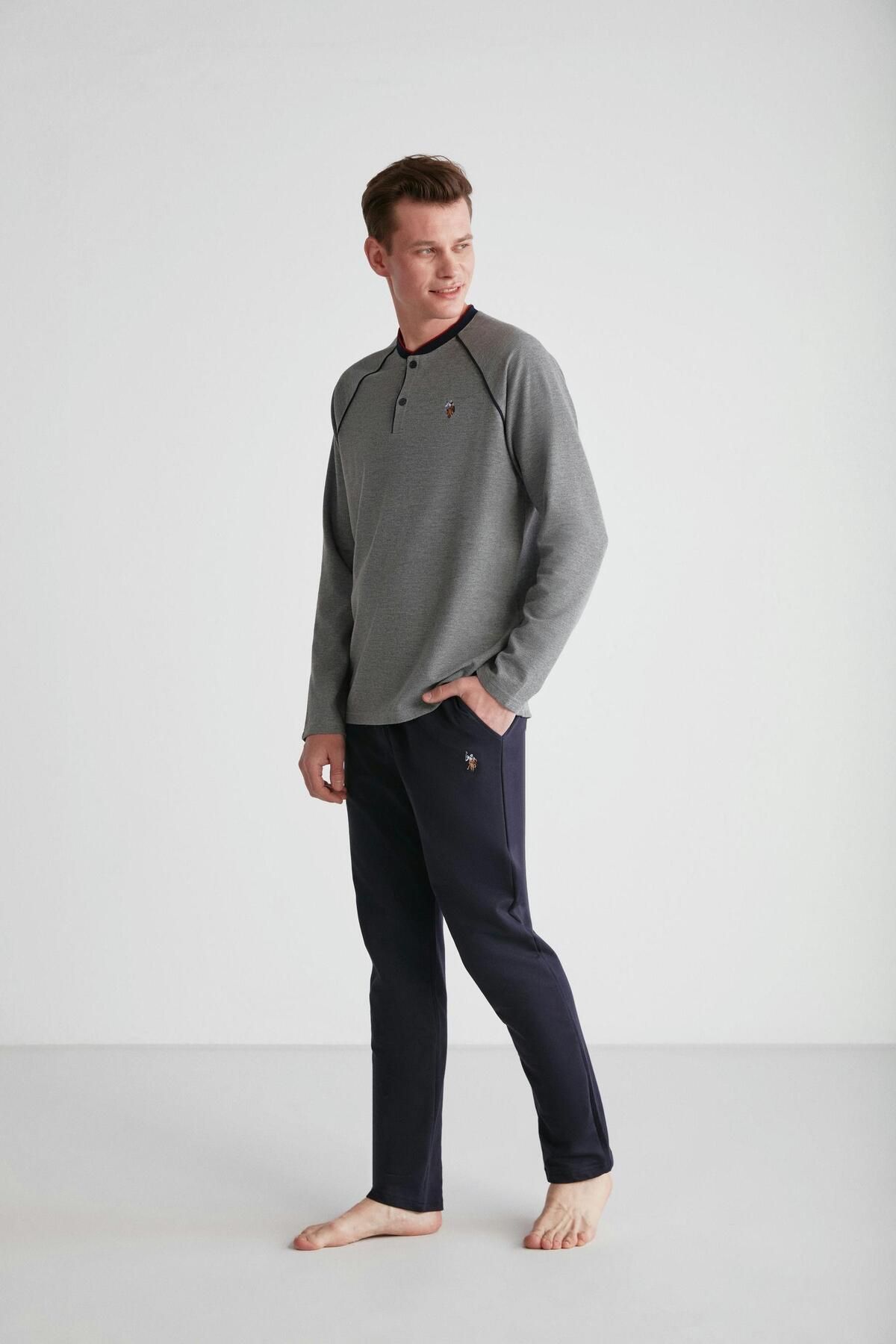 ست پیژامه خاکستری مردانه پایه. POLO ASSN. لباس خواب آنتراسیت ملانژ 024K.1ZE8.T.7.A3GR4P U.S. Polo Assn.