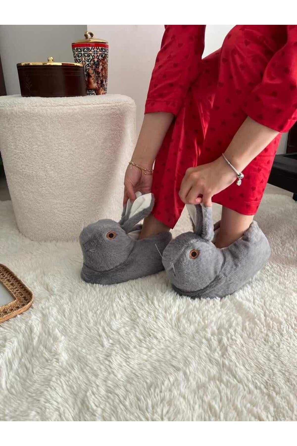 Rabbit shop feet slippers