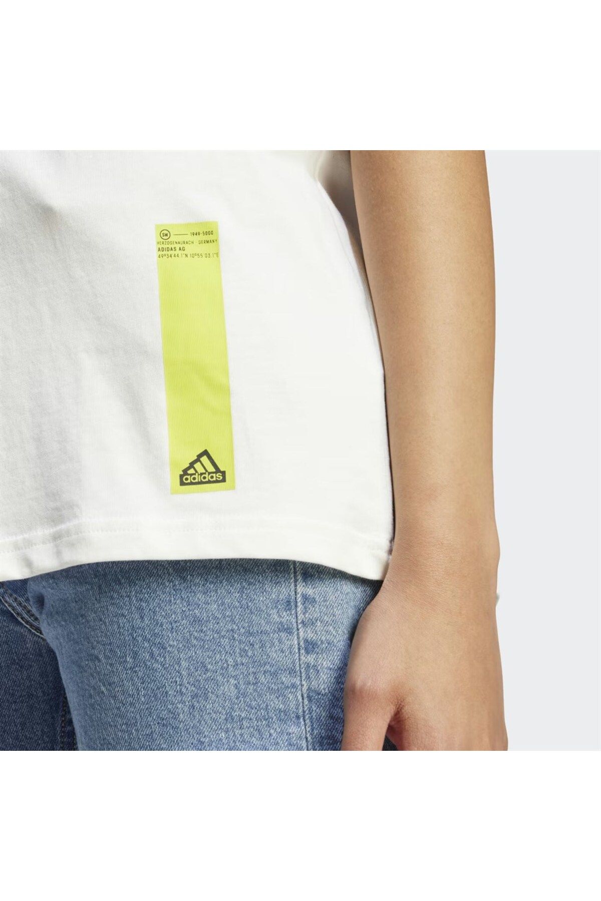 adidas Sports T Shirt White Regular fit Trendyol