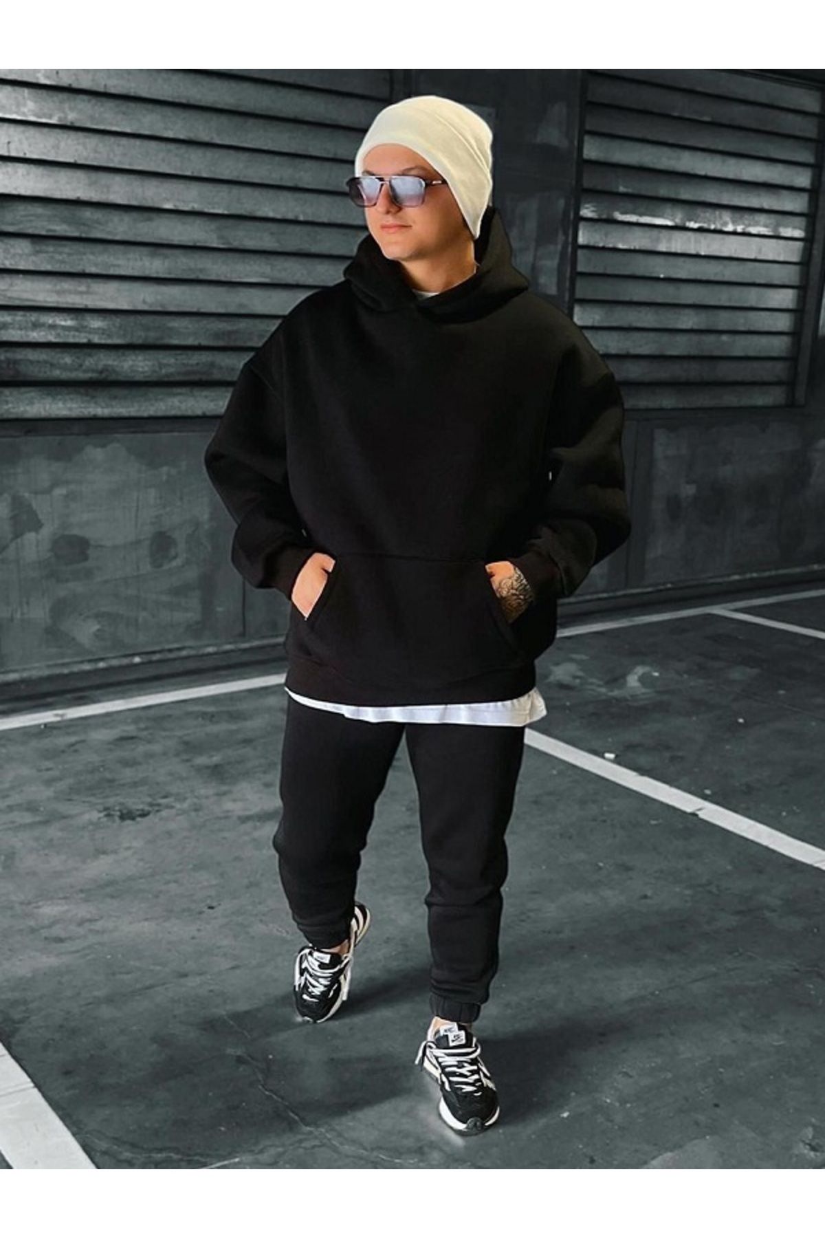EXPECTED UNISEX OVERSIZED HOODED SWEATSHIRT HOODIE Trendyol