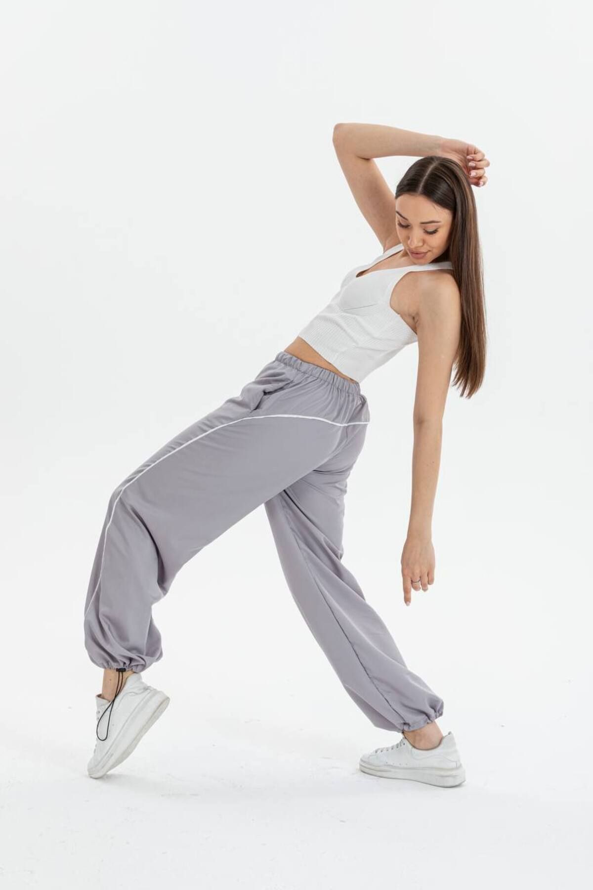 Parachute material sale track pants