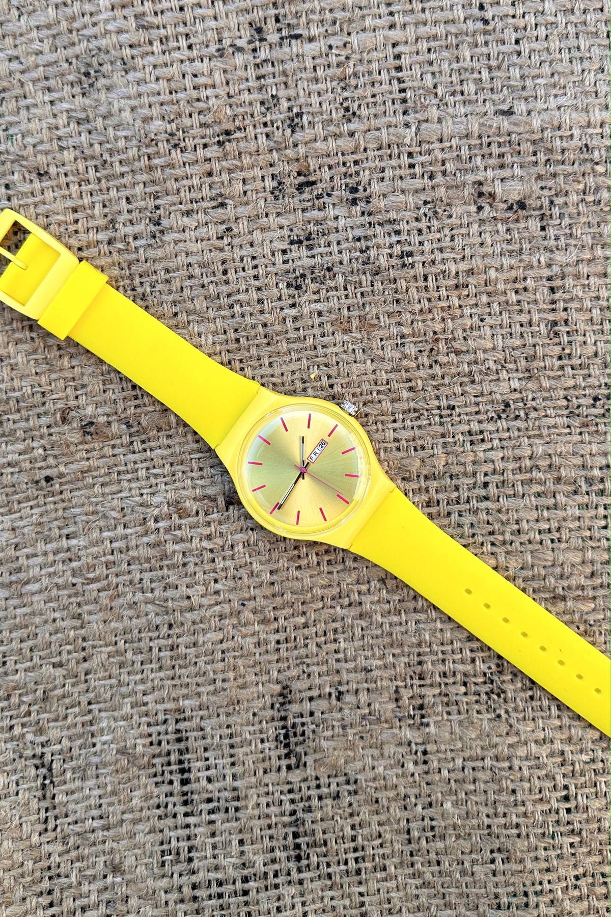 pierrose Unisex Sports Wristwatch with Yellow Color Silicone Strap
