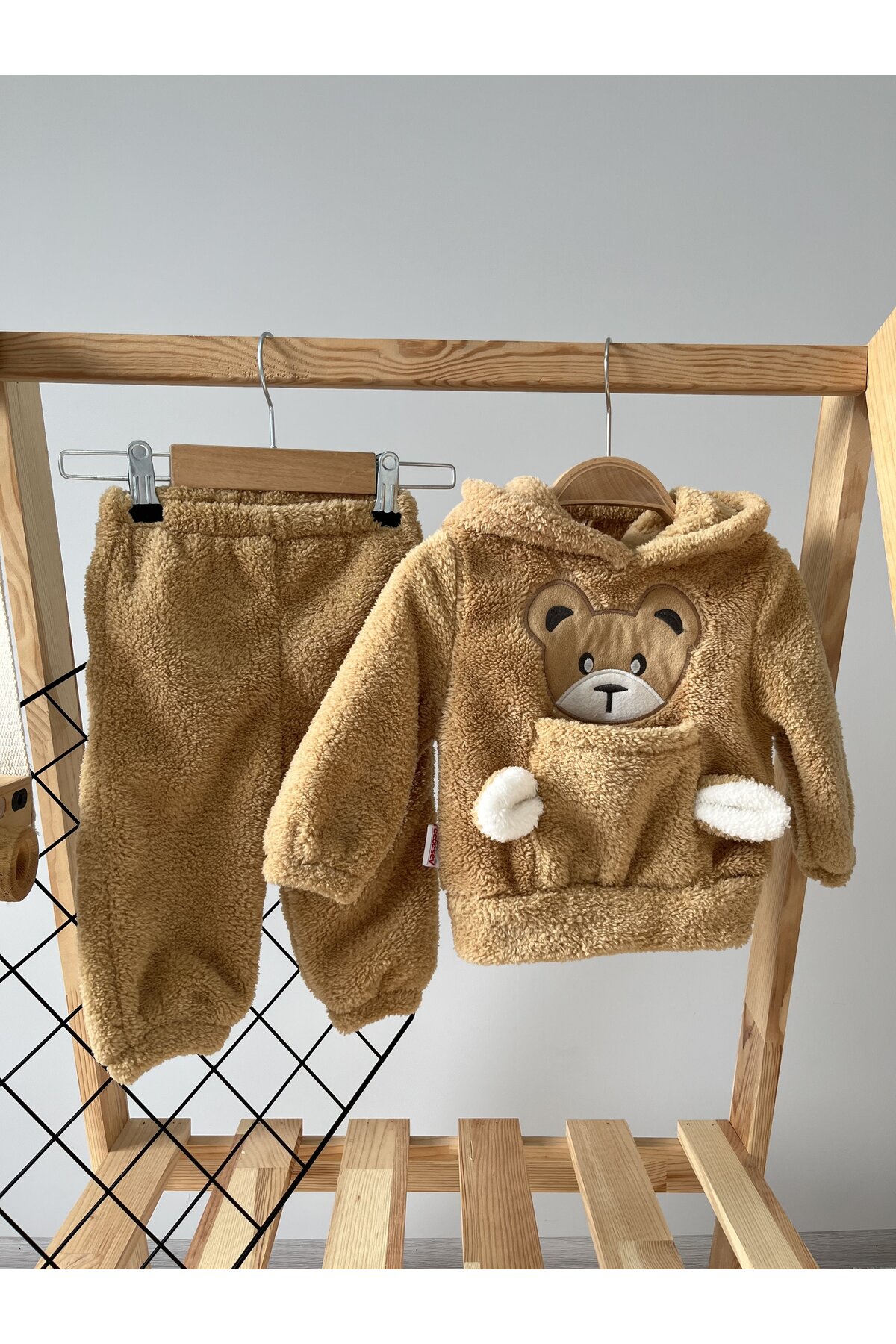 Minizade Kışlık Peluş Welsoft Cepli Kapüşonlu Bebek Takımı fotoğrafı 4 (önizleme)