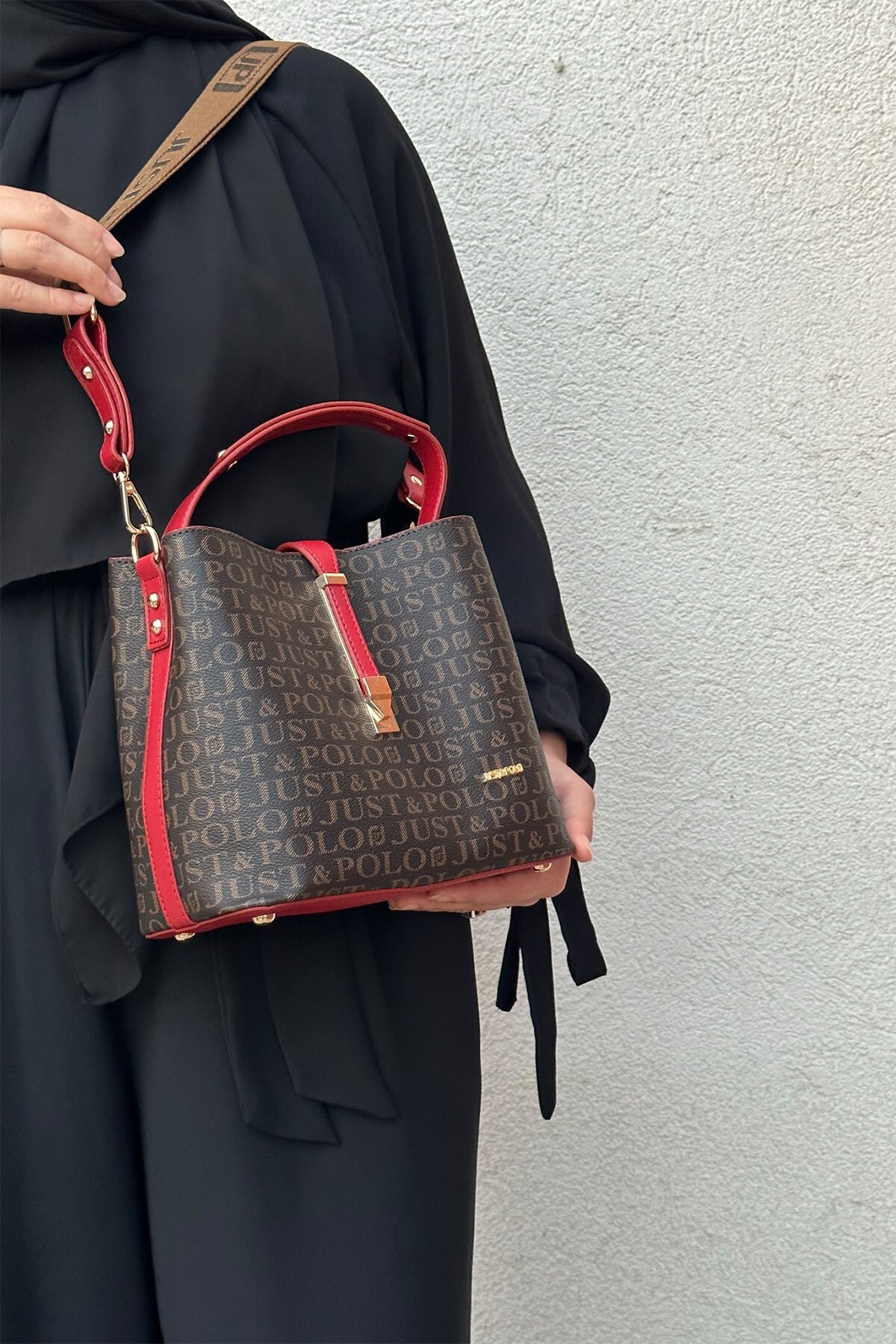 Brown Red Print Pattern Waterproof 3 Eyes Women's Shoulder Bag 22x20cm PBU4002