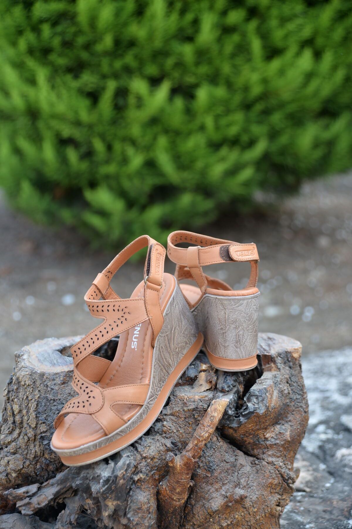 Ven s Women s Leather Inside and Outside Stylish Sandals with