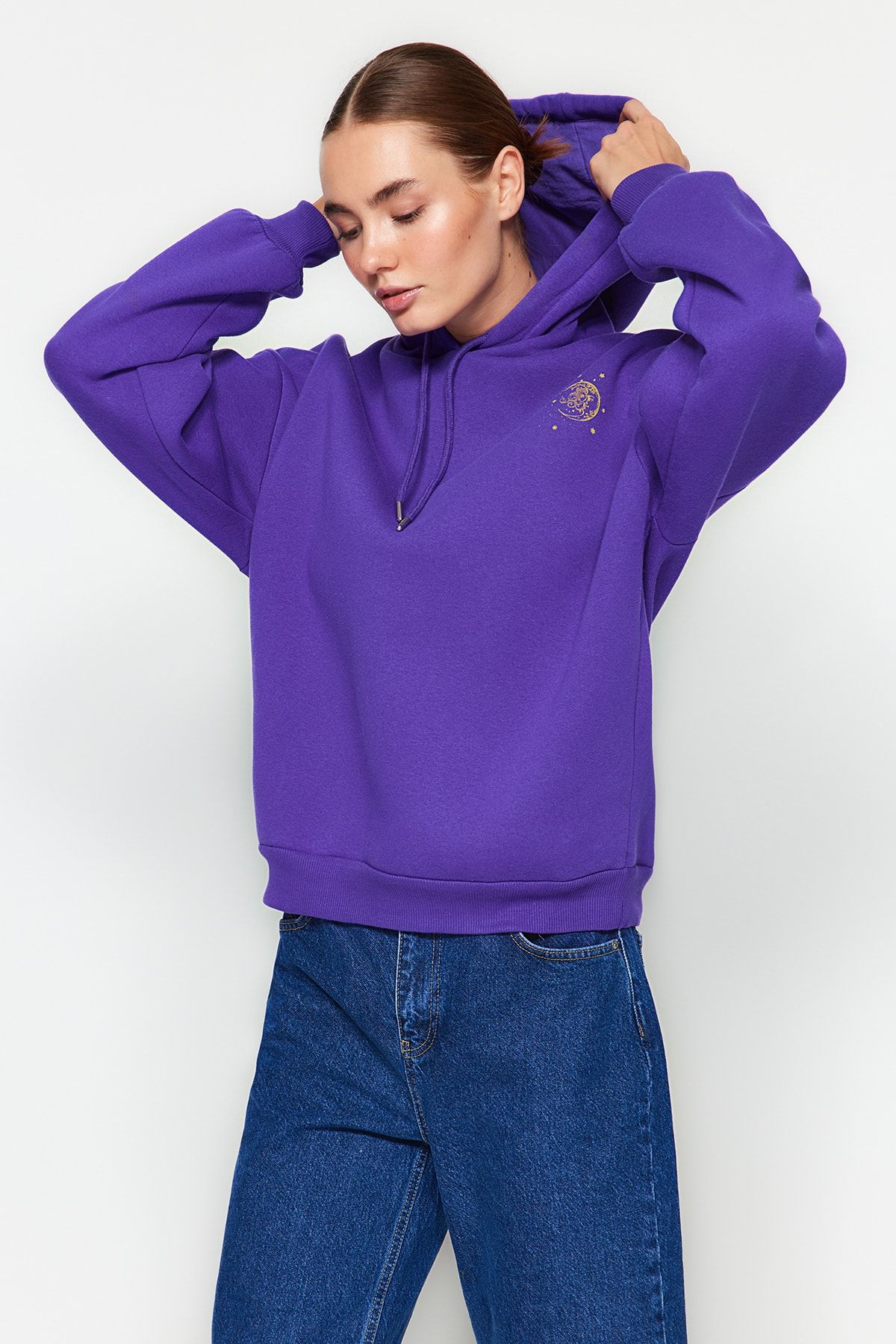 Trendyol Collection-Фіолетовий толстовка з товстим внутрішнім флісом з капюшоном з принтом оверсайз Large Fit Orme Толстовка TWOAW24SW00136 5