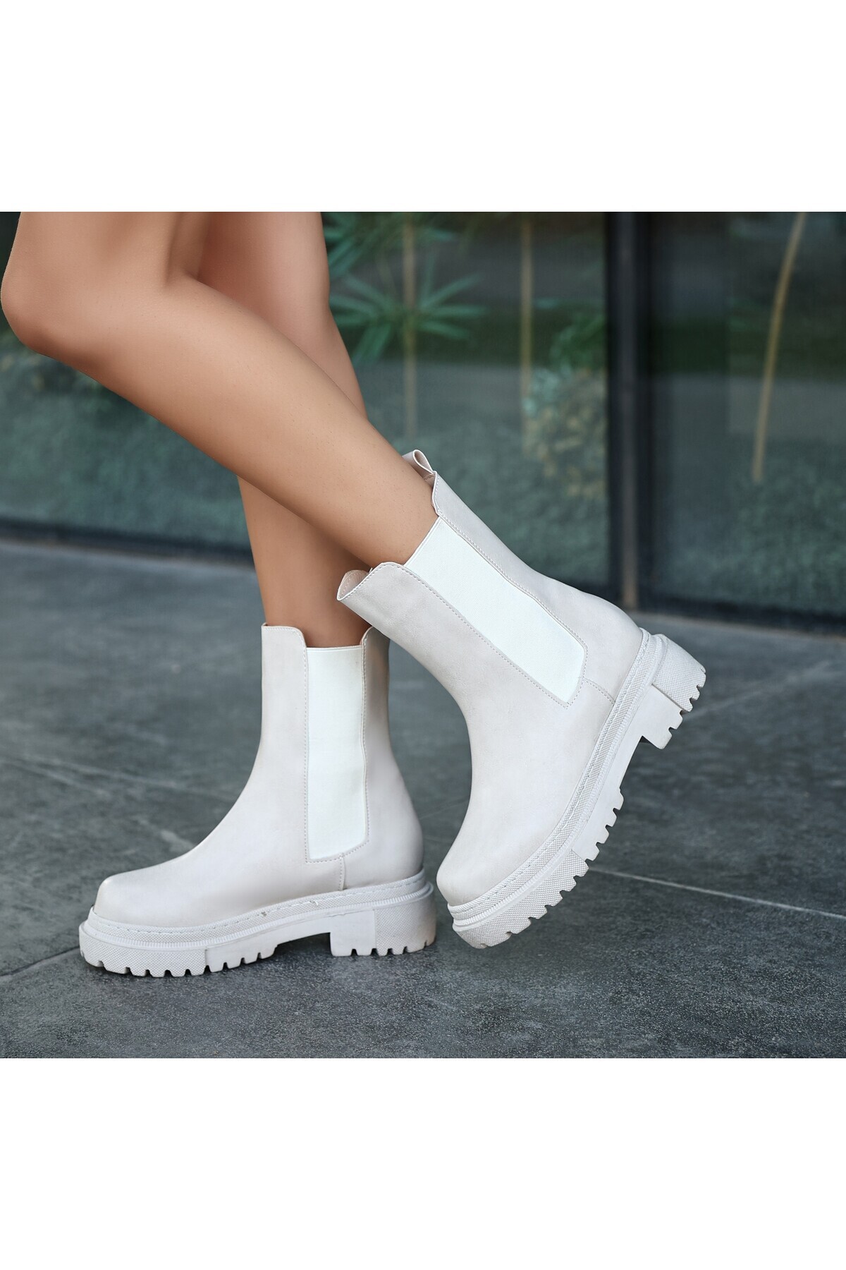 Derla Ten Cilt Topuklu Bot