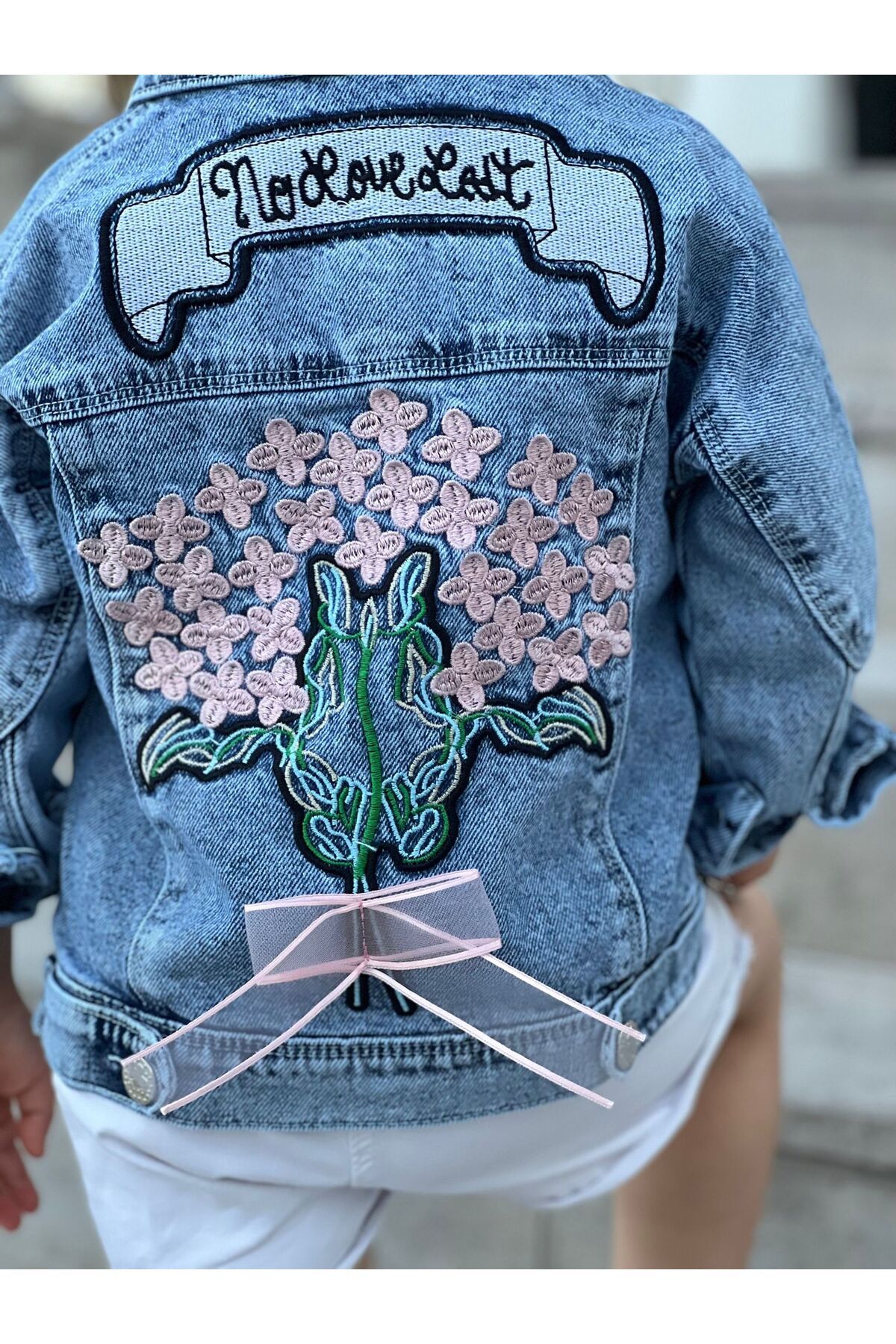 Denim jacket online with embroidered flowers