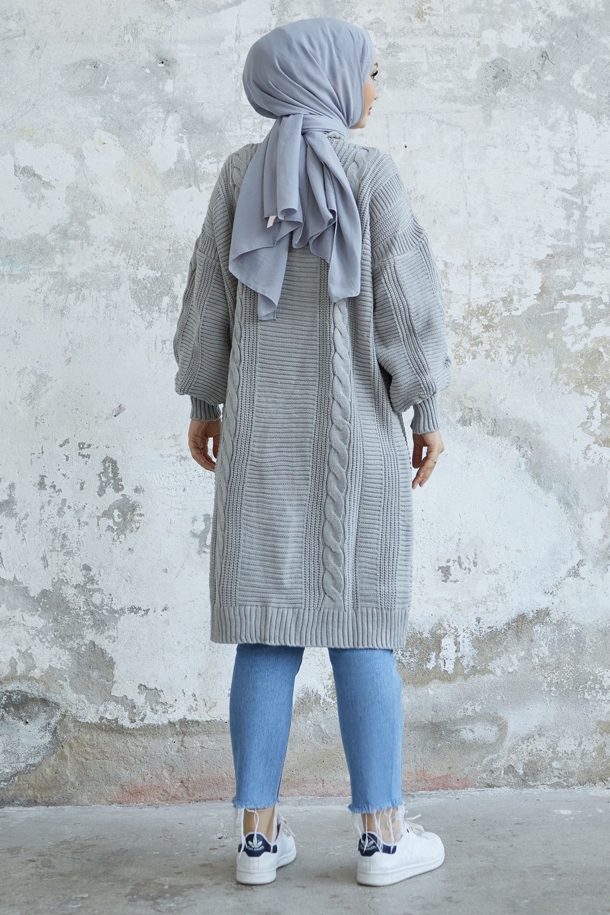 InStyle-Evia geknöpfter Strick-Cardigan – Grau 5