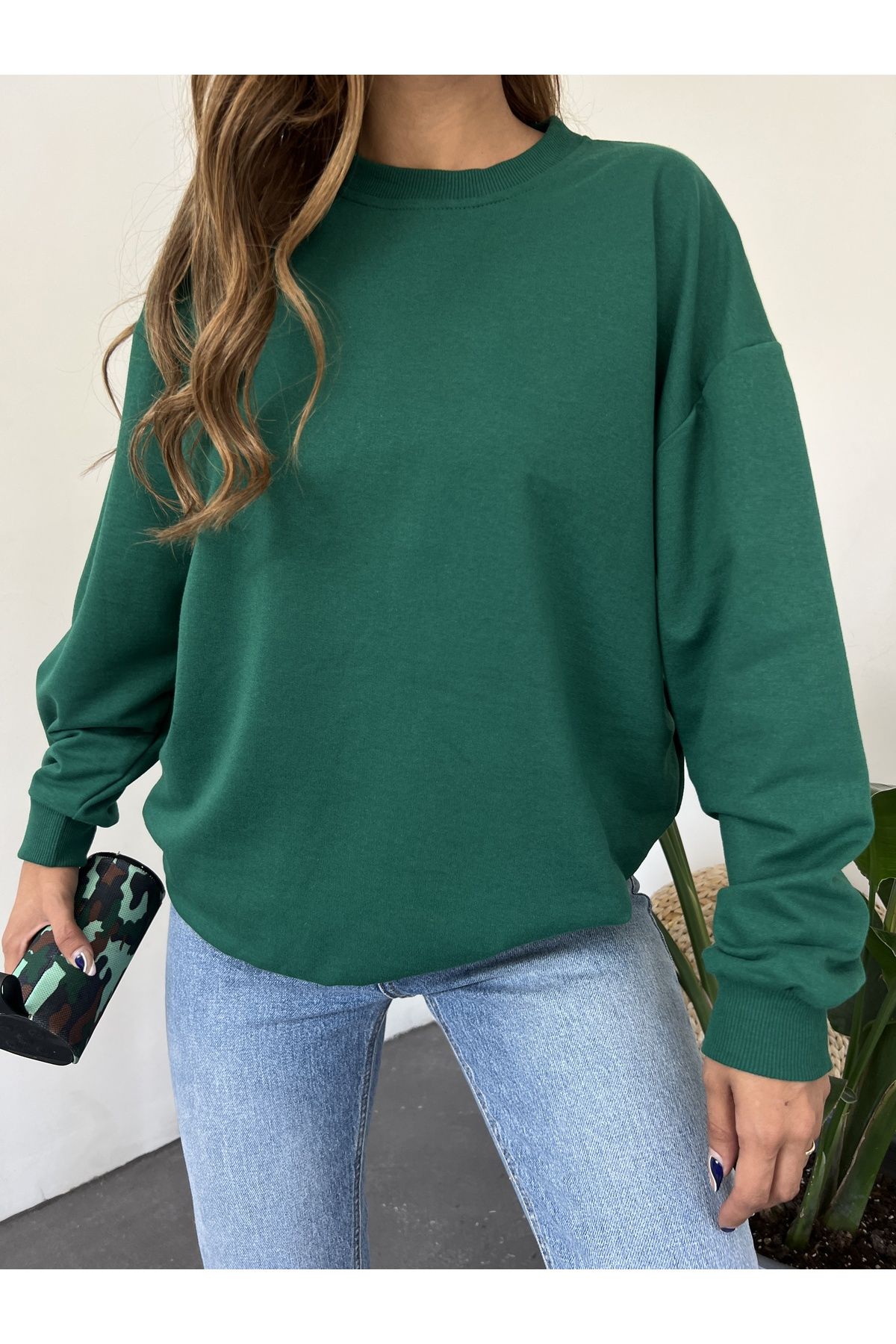 Forest green sweatshirt womens deals
