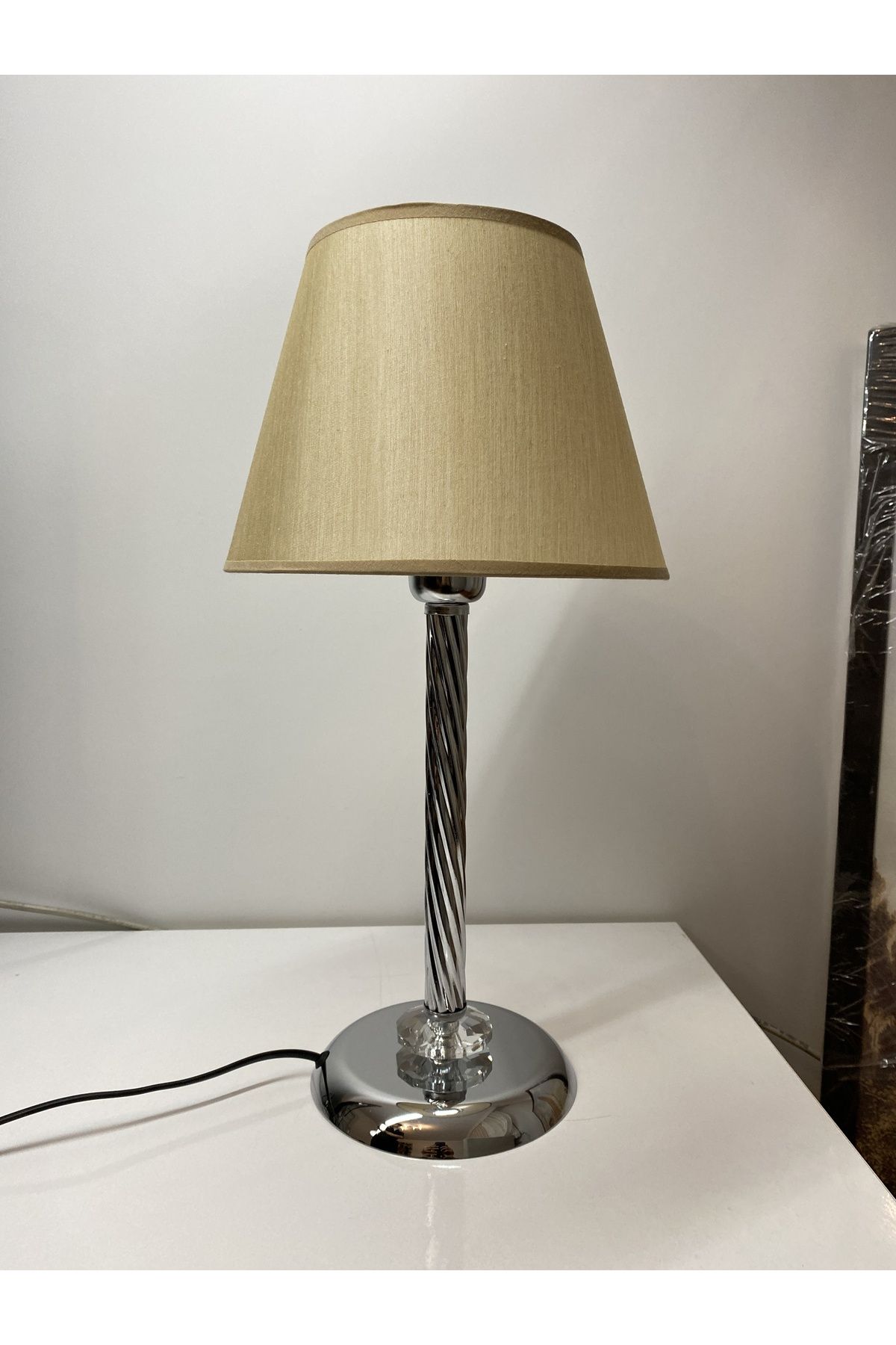 asellus-Mette Twisted Lampshade with crystal detail, stol lamp, Table Lamp chrome Plated (silver color) 1