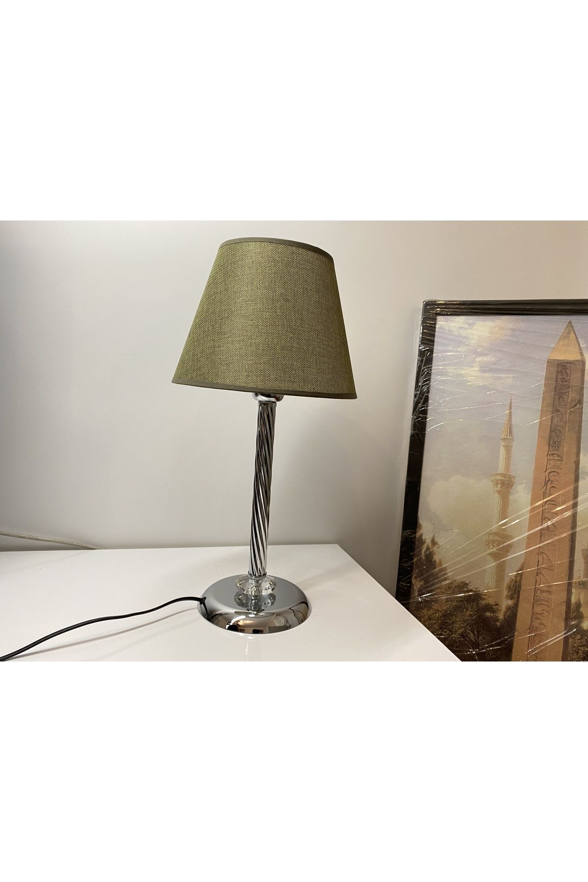 asellus-Mette Twisted Lampshade with crystal detail, stol lamp, Table Lamp chrome Plated (silver color) 6