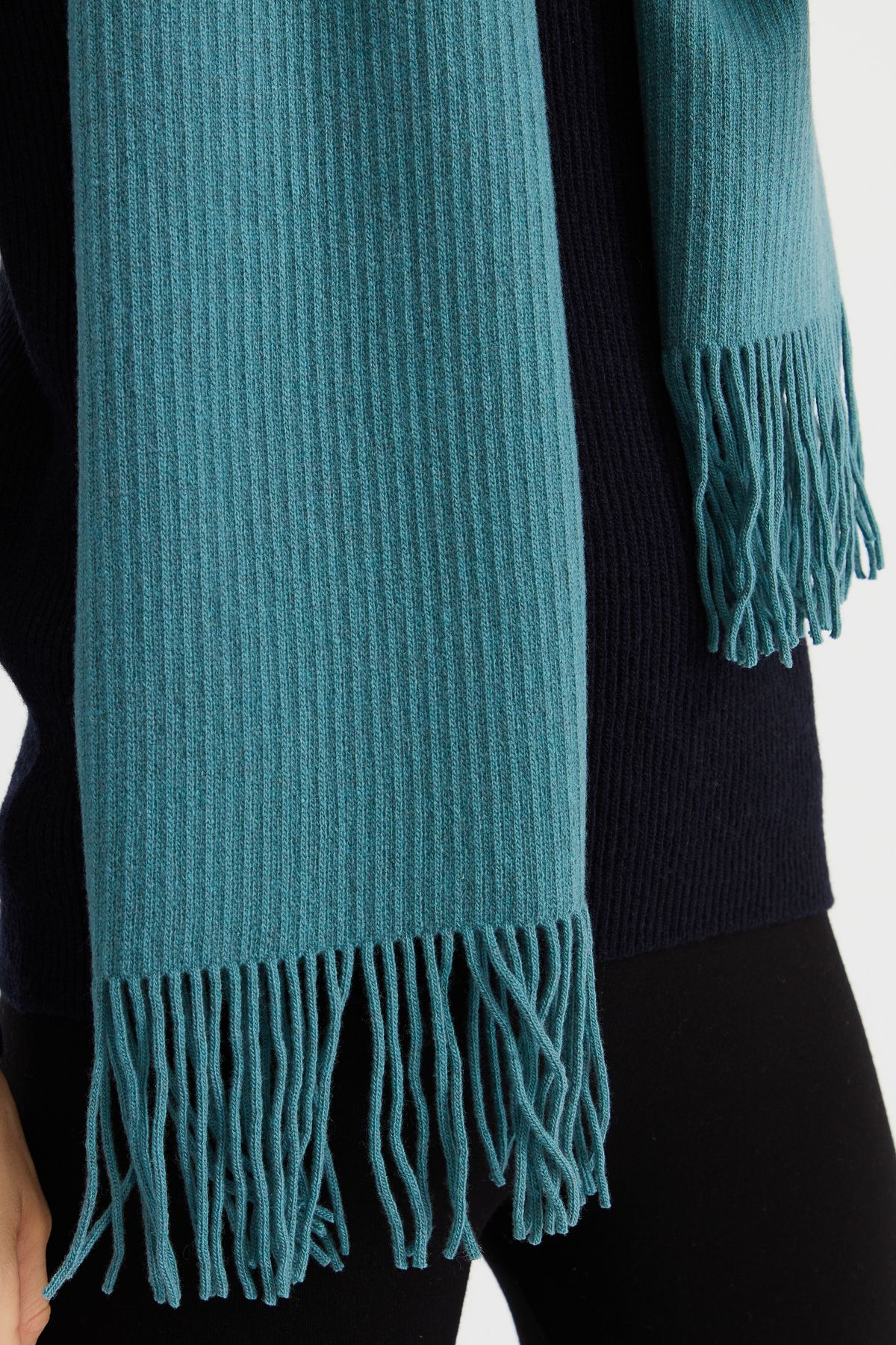 Green and 2025 grey scarf