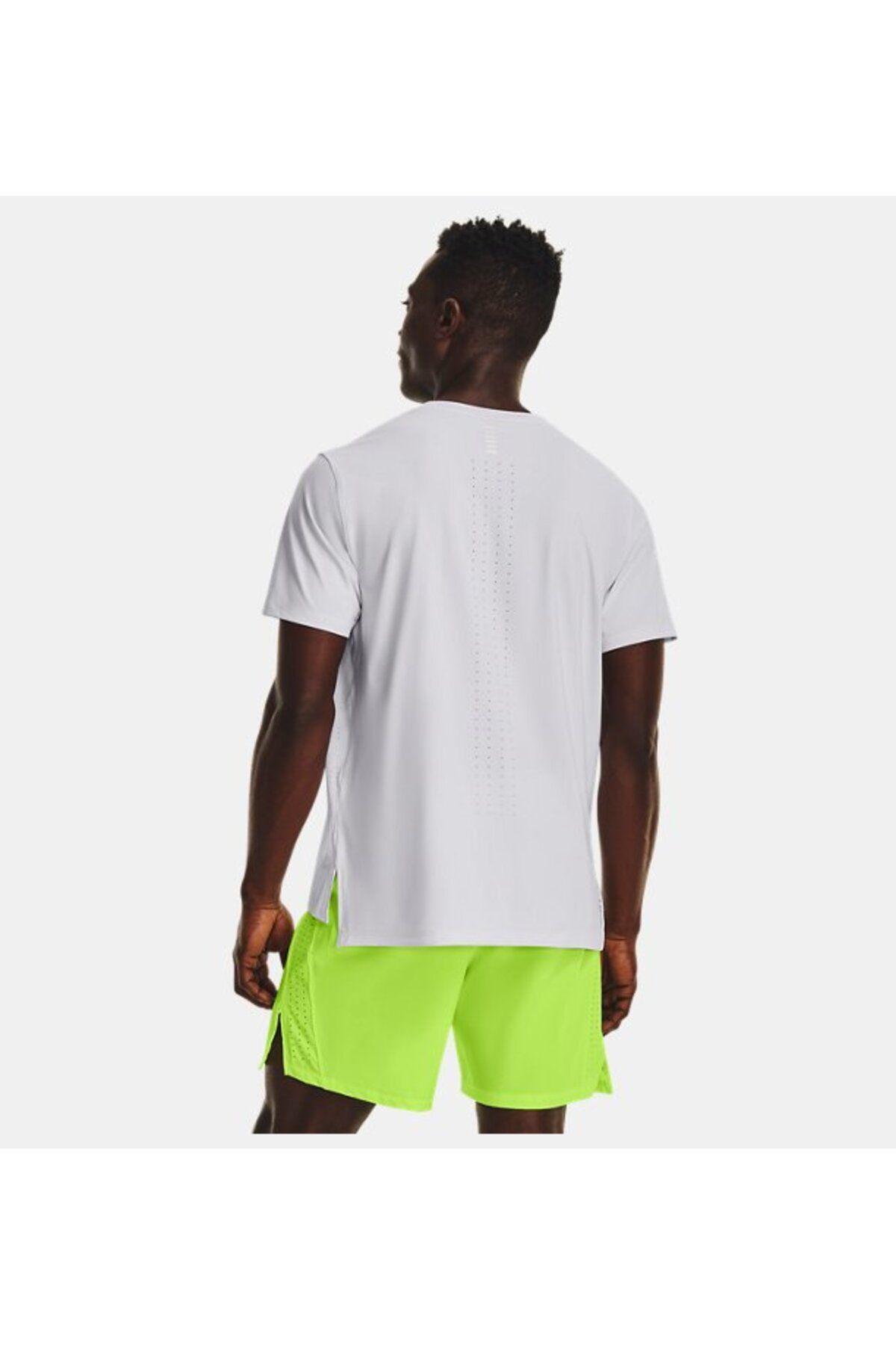 تی شرت سفید مردانه آستین کوتاه لیزر در UA 1376518 101 Under Armour