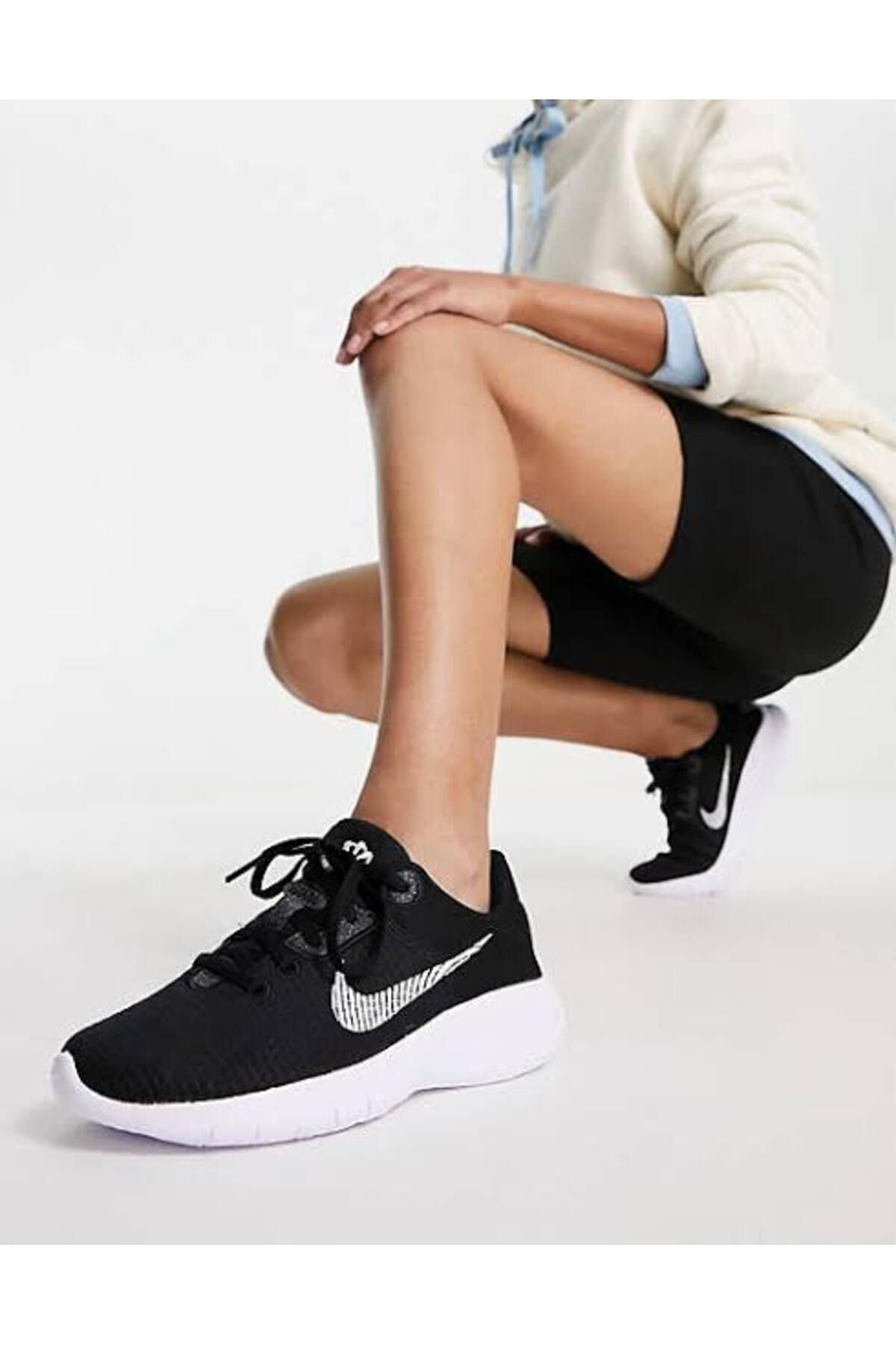 Nike Flex Experience Run 10 ok Renkli Kad n Ko u Ayakkab s dar