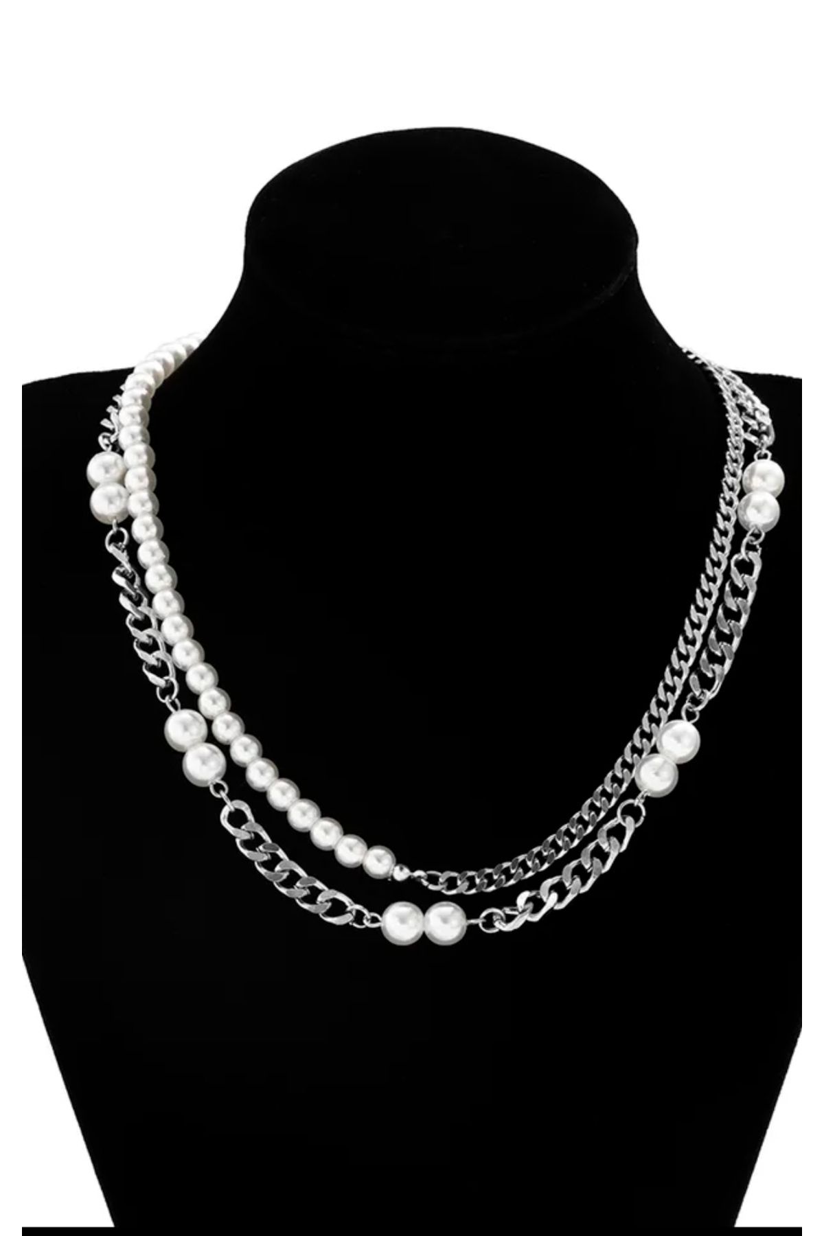 Chain pearl shop