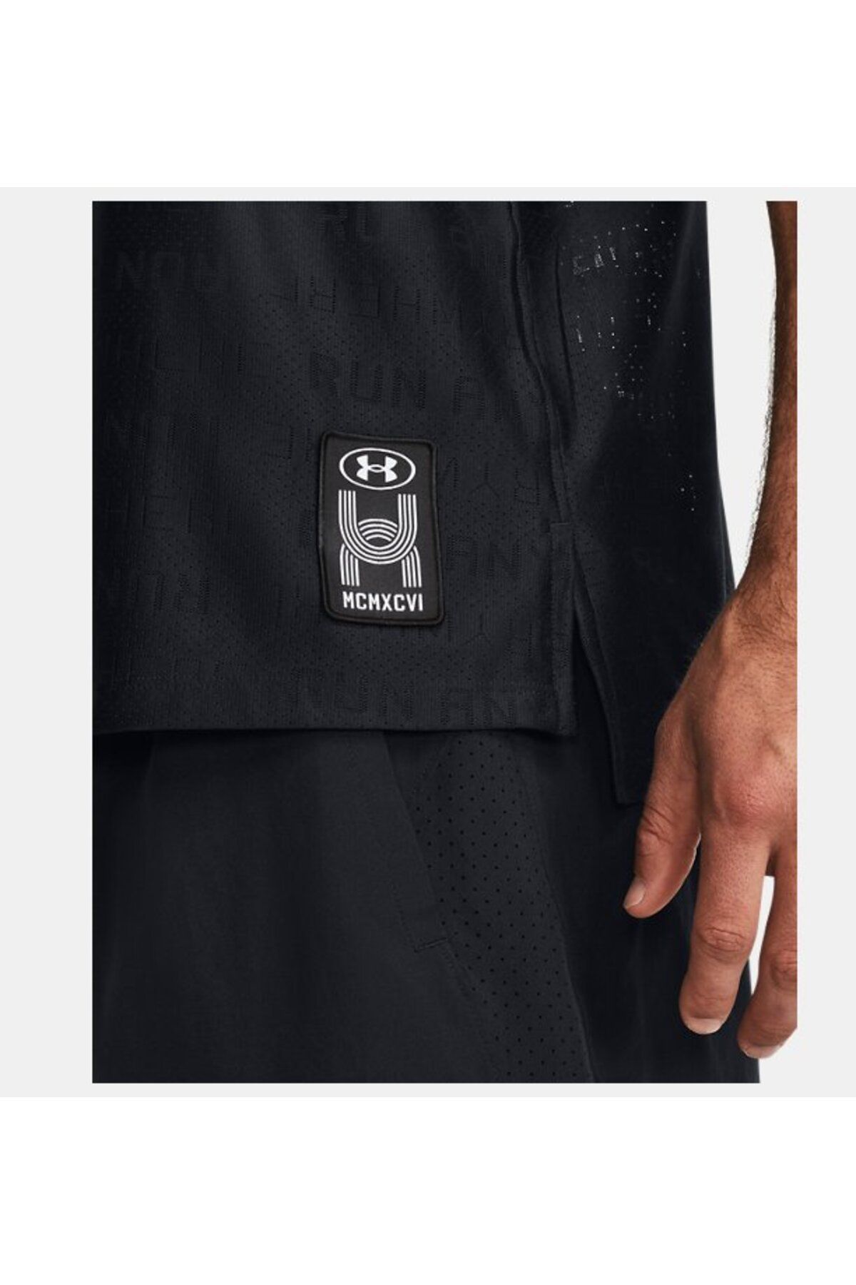 رکابی ورزشی مشکی مردانه UA در همه جا ورزشکار مجرد 1379292 001 رانینگ می شود Under Armour