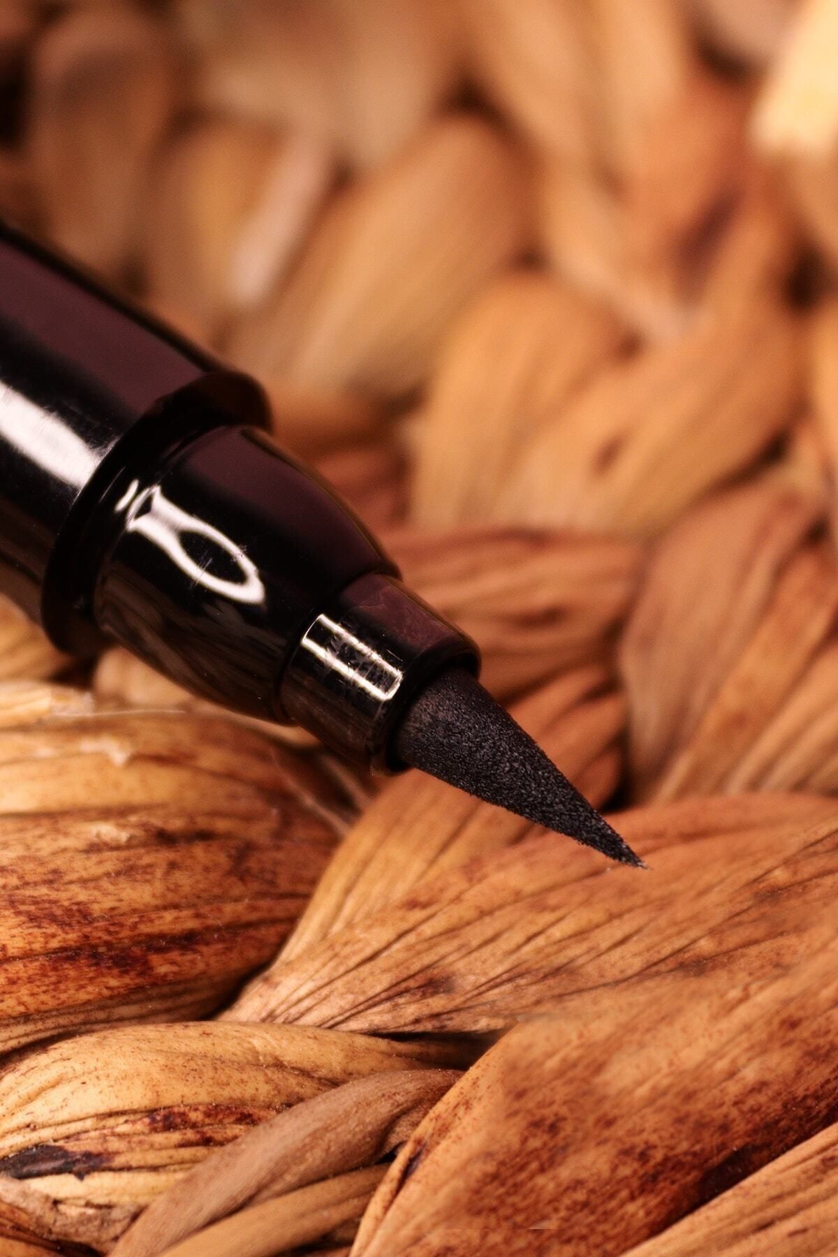 MUJGAN-Star Patterned Thick Tip Double Sided Pencil Eyeliner 3