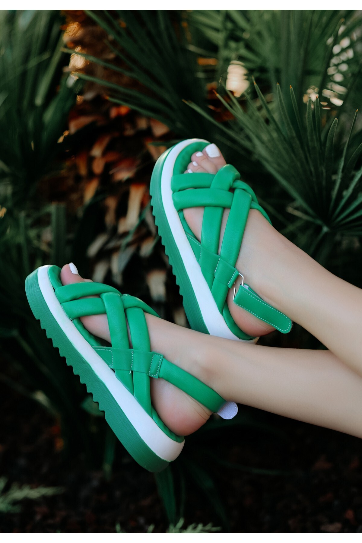 Yeşil Cilt Sandalet