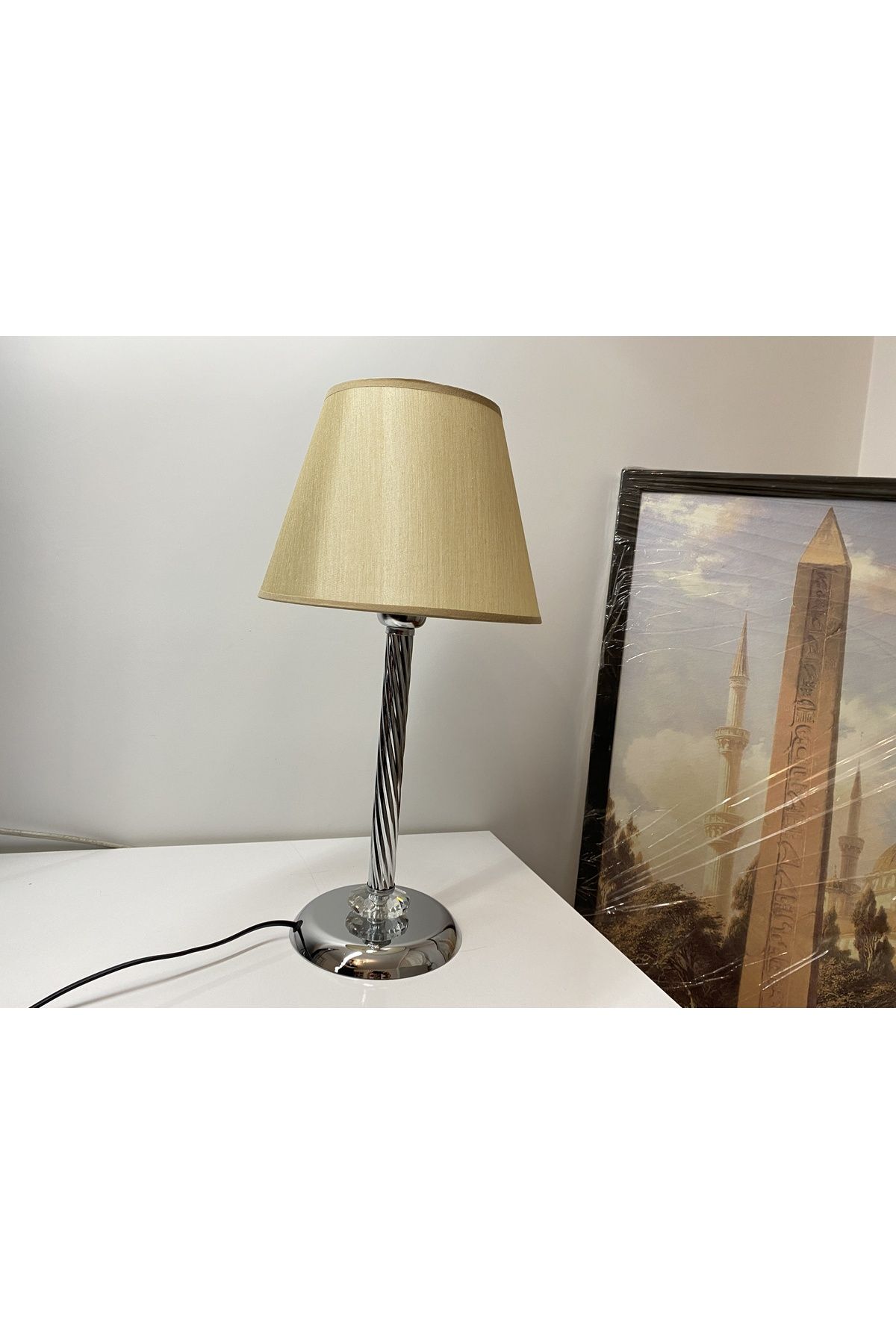asellus-Mette Twisted Lampshade with crystal detail, stol lamp, Table Lamp chrome Plated (silver color) 7
