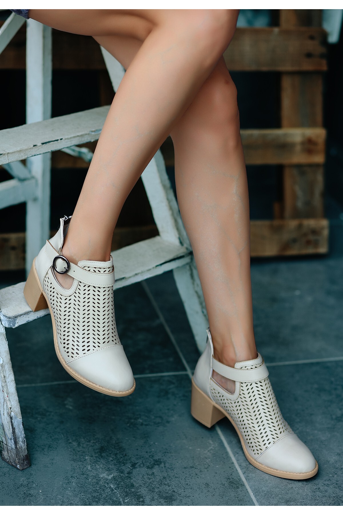 Ozzi Bej Cilt Topuklu Bot