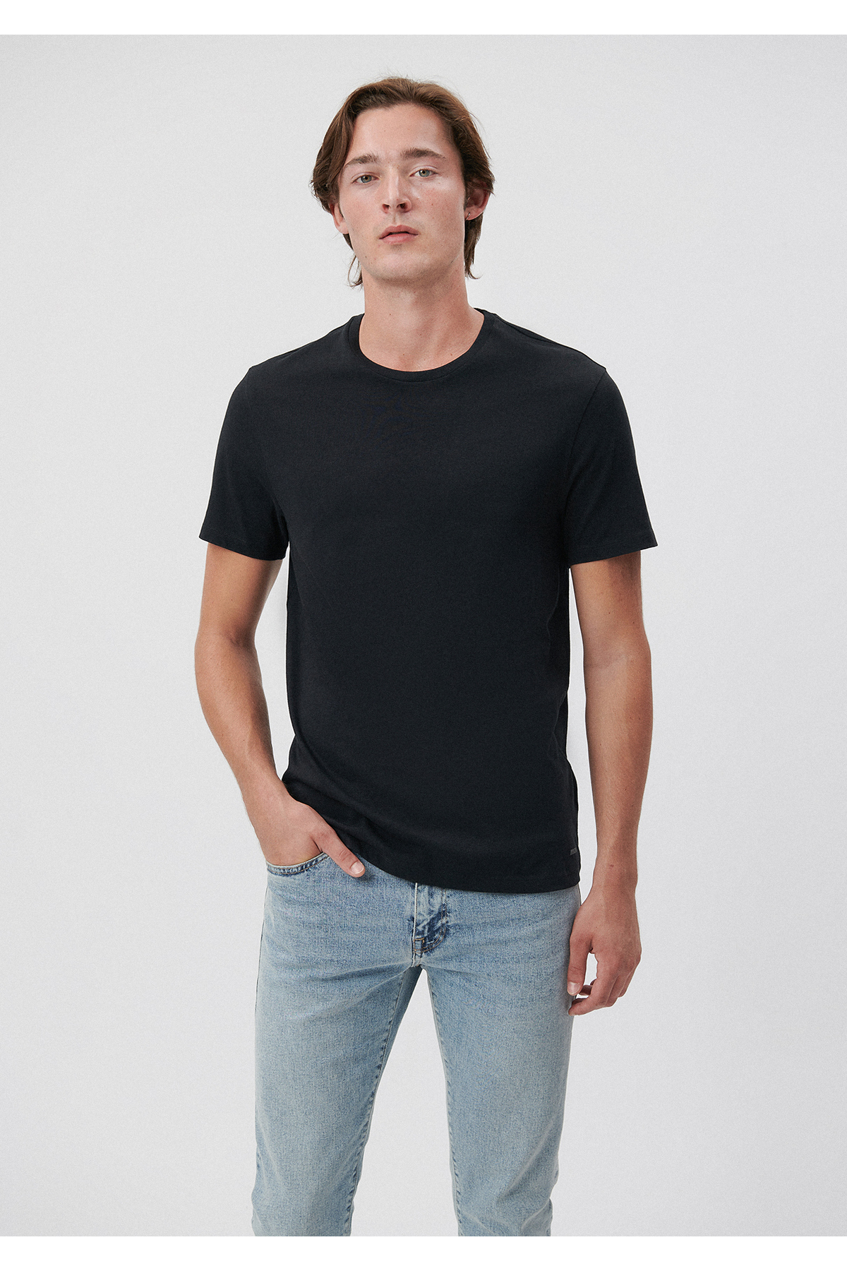 تی شرت مردانه رنگ مشکی از برند ماوی Mavi (برند ترکیه)