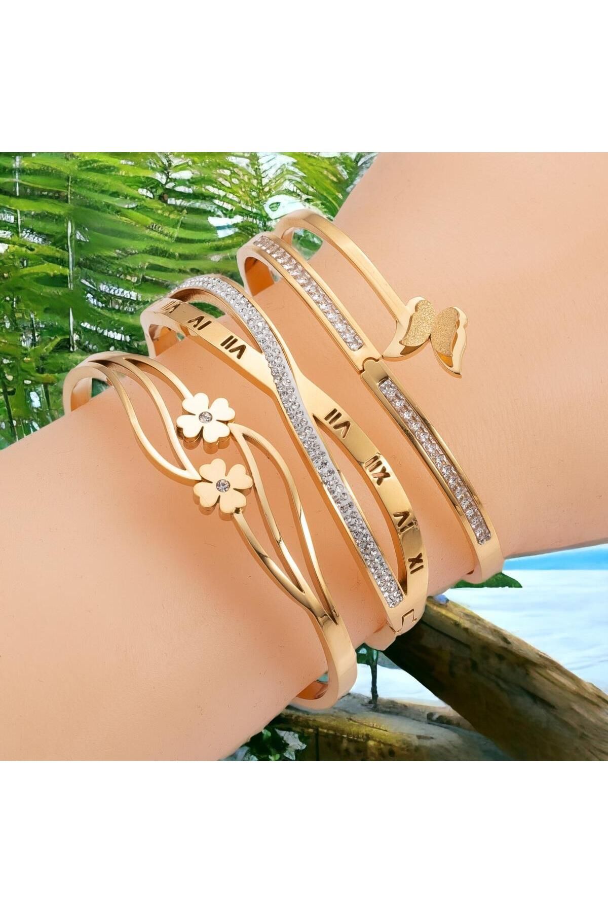 Gold top bracelet set