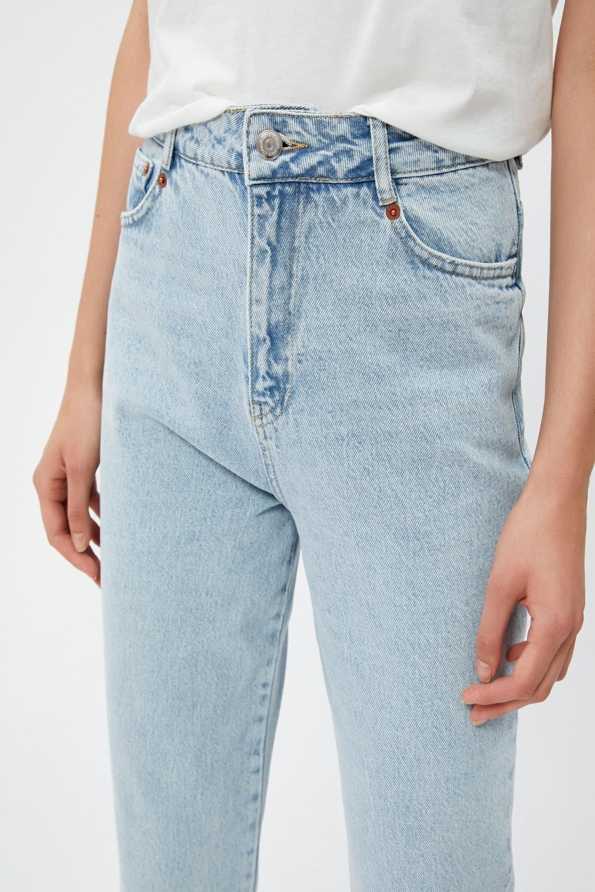 Kadın Açik Indigo Jeans