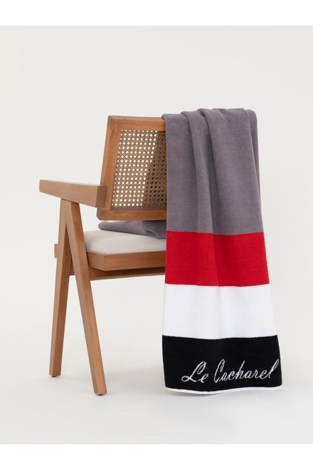 Cacharel towels on sale