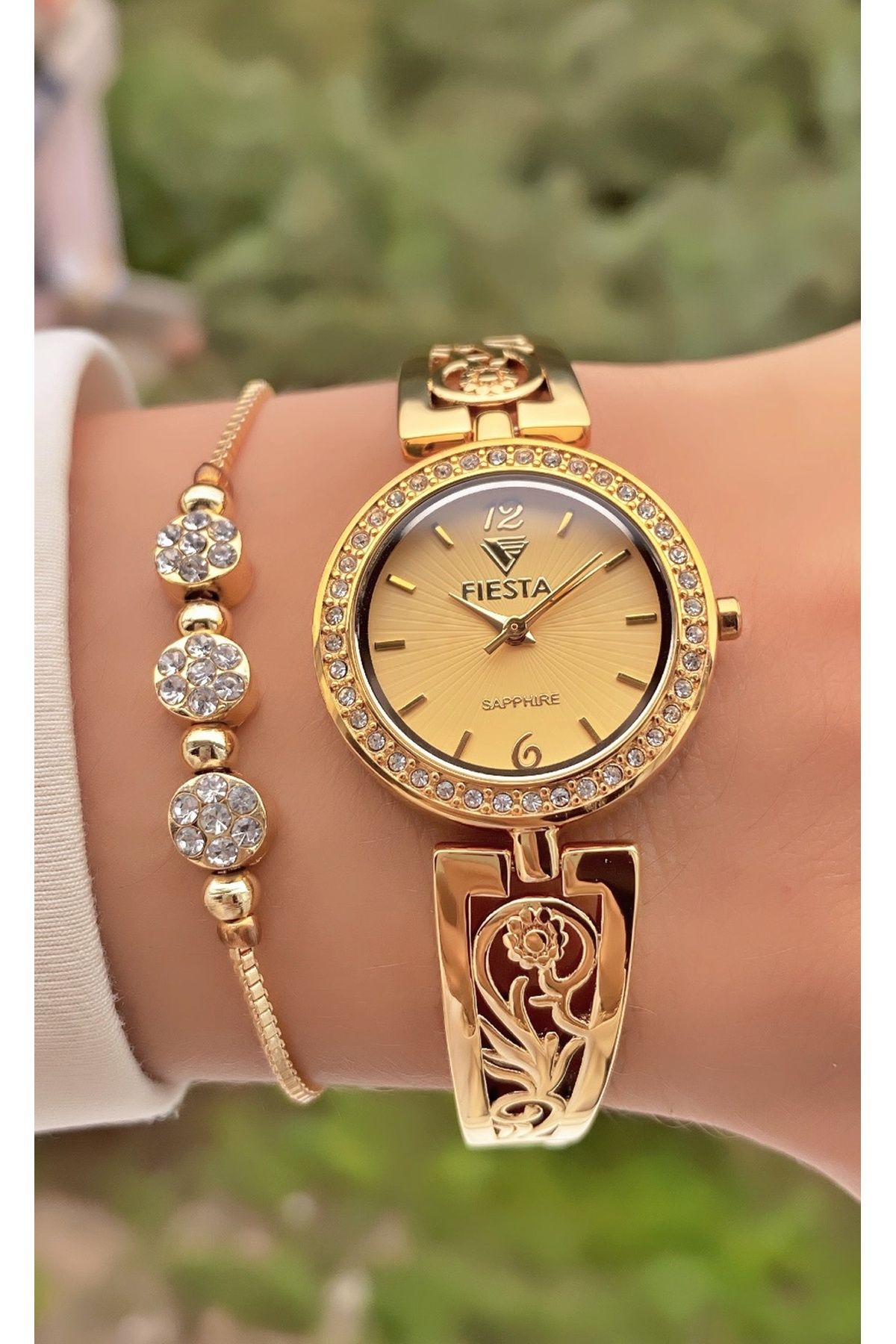 Gold shop bling watch