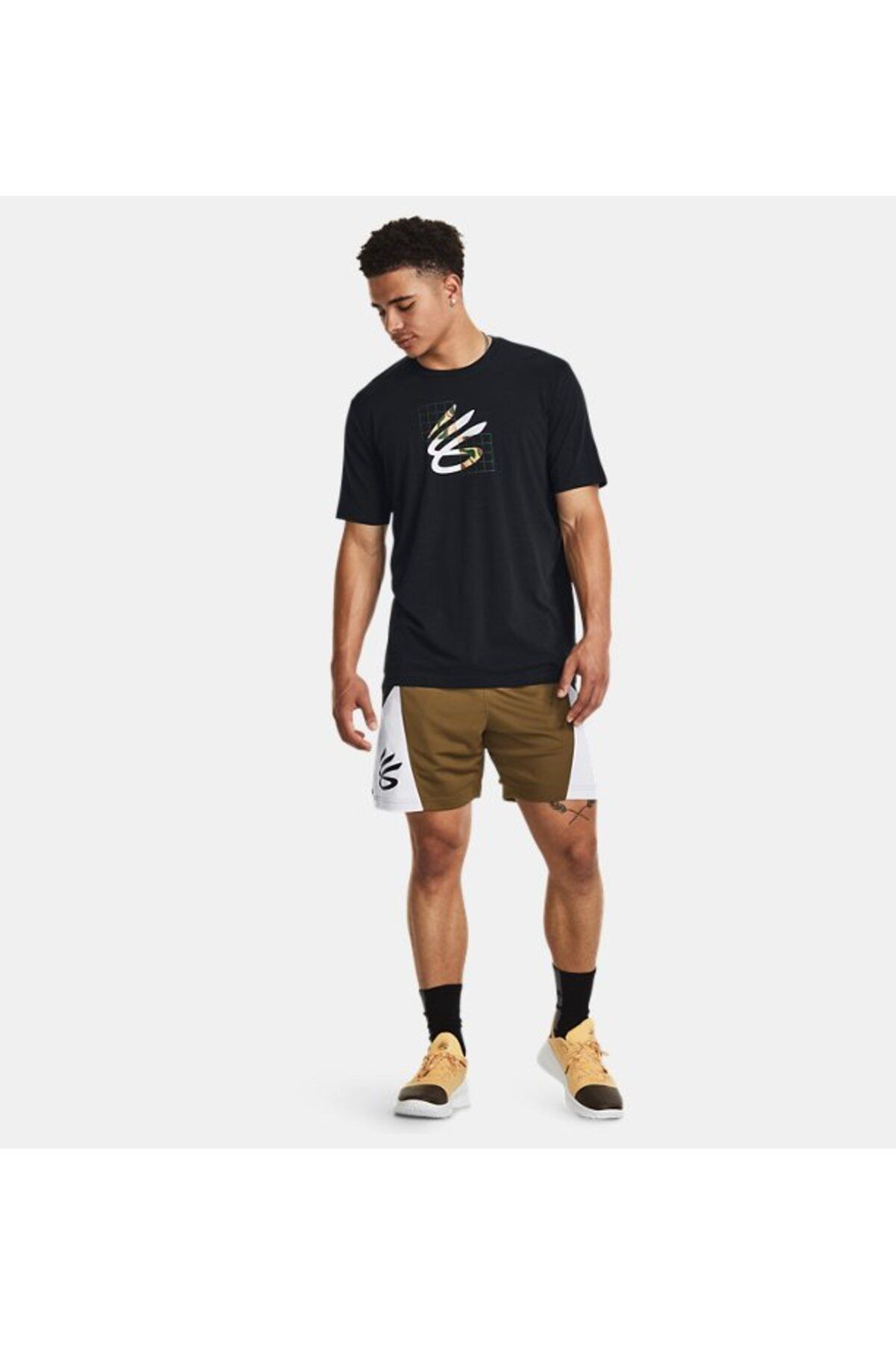 تی شرت مشکی مردانه آستین کوتاه اردوگاه 1380361 001 Under Armour
