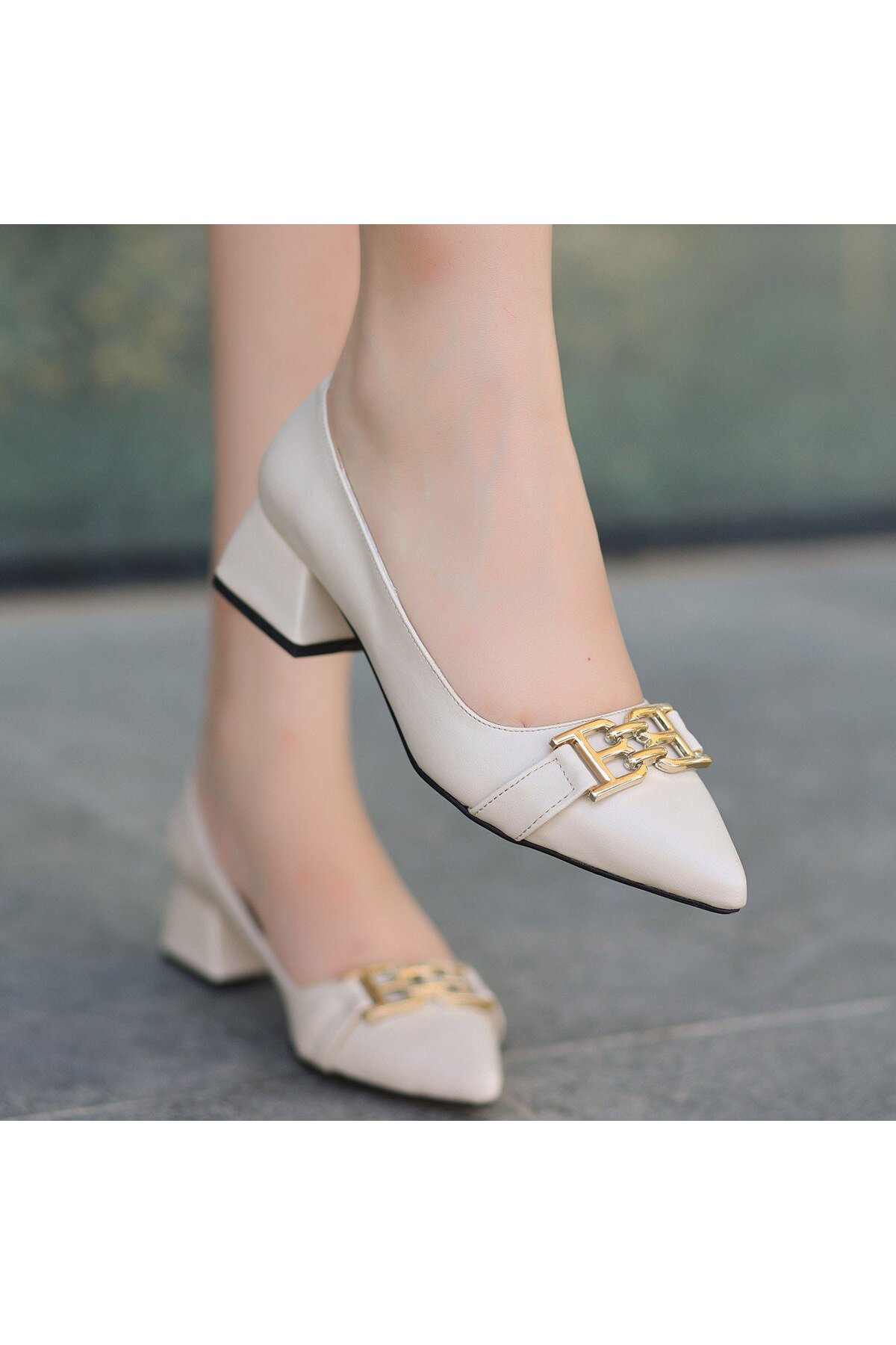 Eriy Bej Cilt Topuklu Ayakkabı