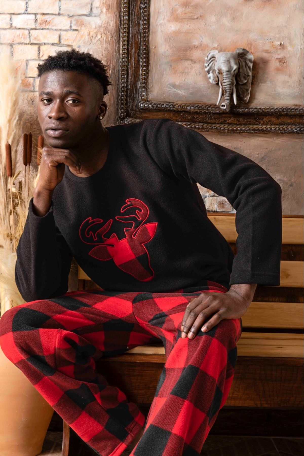 Sude HOMEWEAR Men s Black Deer Fleece Check Pajama Set Trendyol