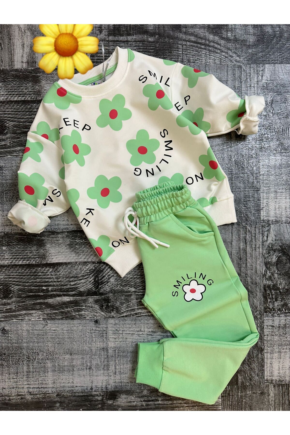 Ysferbutik Girls tracksuit set Girls floral daisy tracksuit set