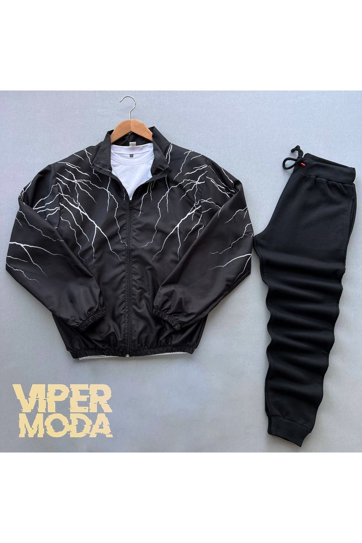 Parachute material tracksuit discount