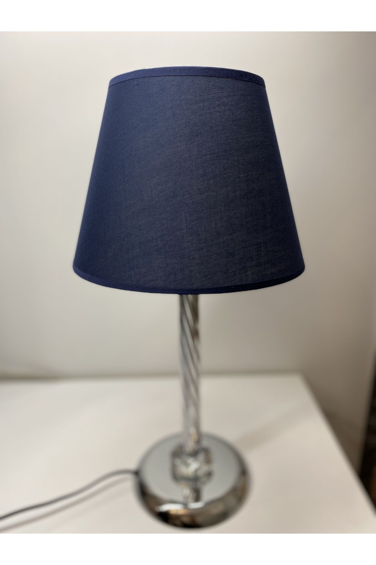 asellus-Mette Twisted Lampshade with crystal detail, stol lamp, Table Lamp chrome Plated (silver color) 3