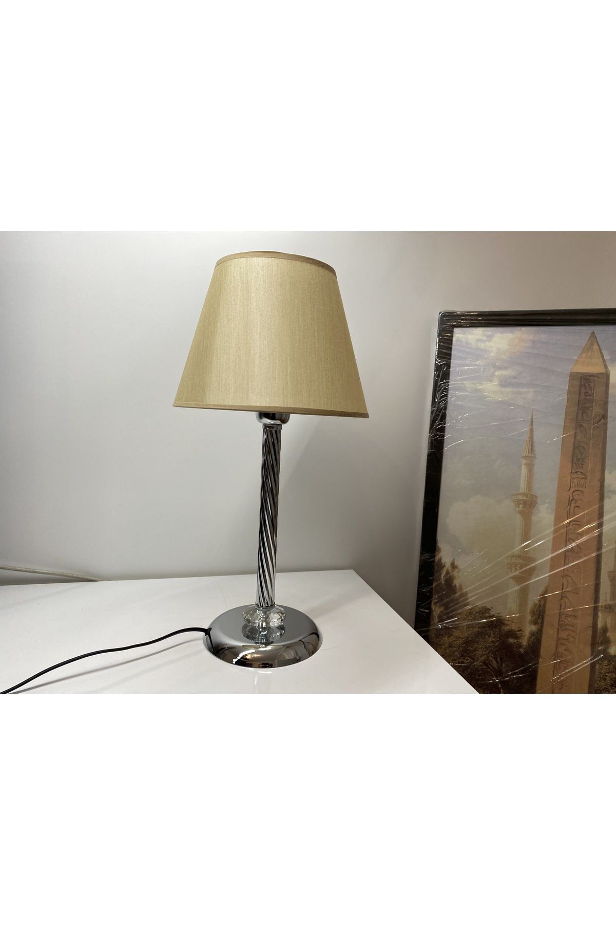 asellus-Mette Twisted Lampshade with crystal detail, stol lamp, Table Lamp chrome Plated (silver color) 3