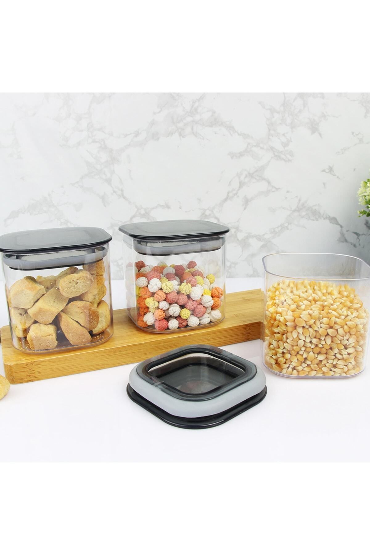 devigo-Set of 3 0.5 Lt Vacuum Square Food Storage Containers with Leak-Proof Lid 3