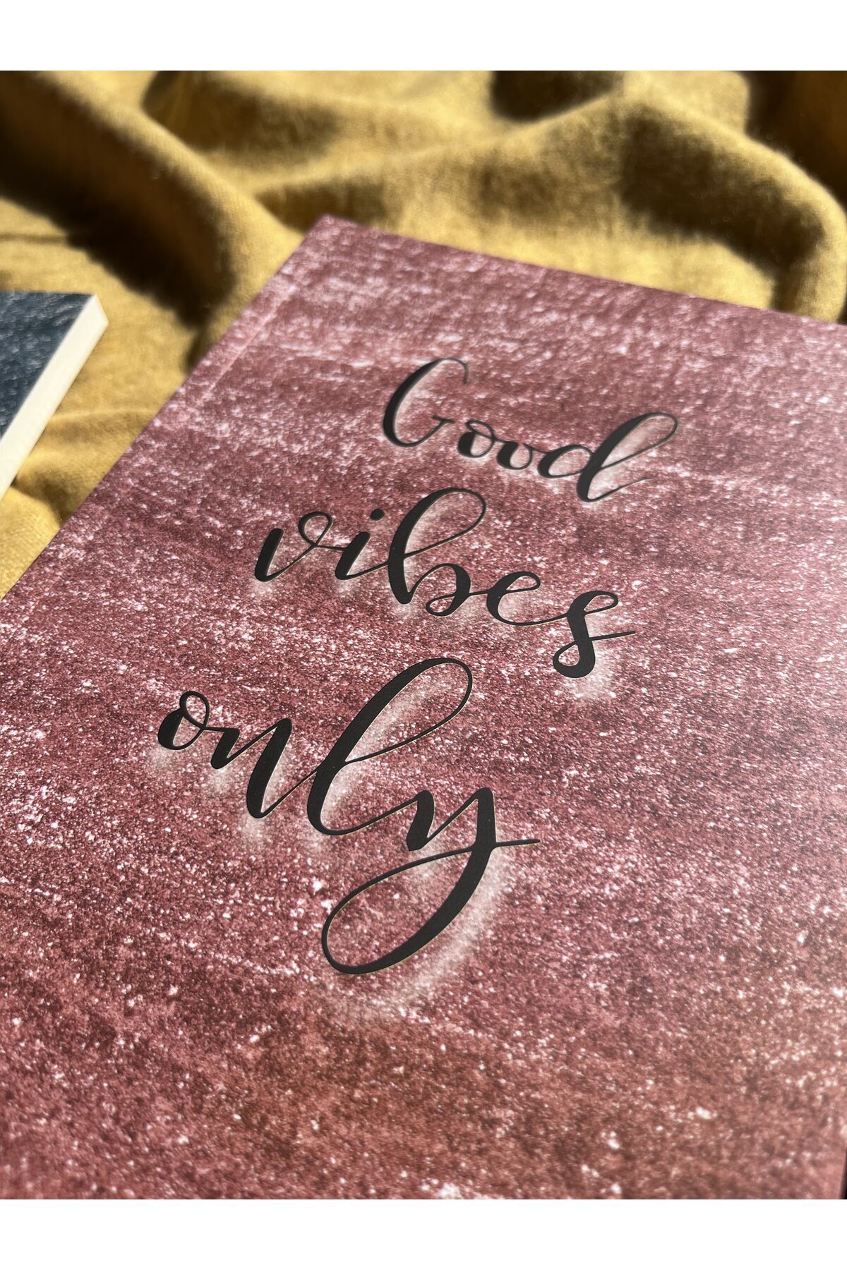 LaTua Design-دفتر ملاحظات من سلسلة Latua Glitter Good Vibes غير المبطن مقاس A5 3
