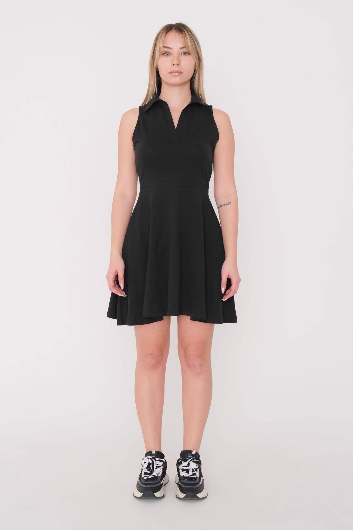complete the look image