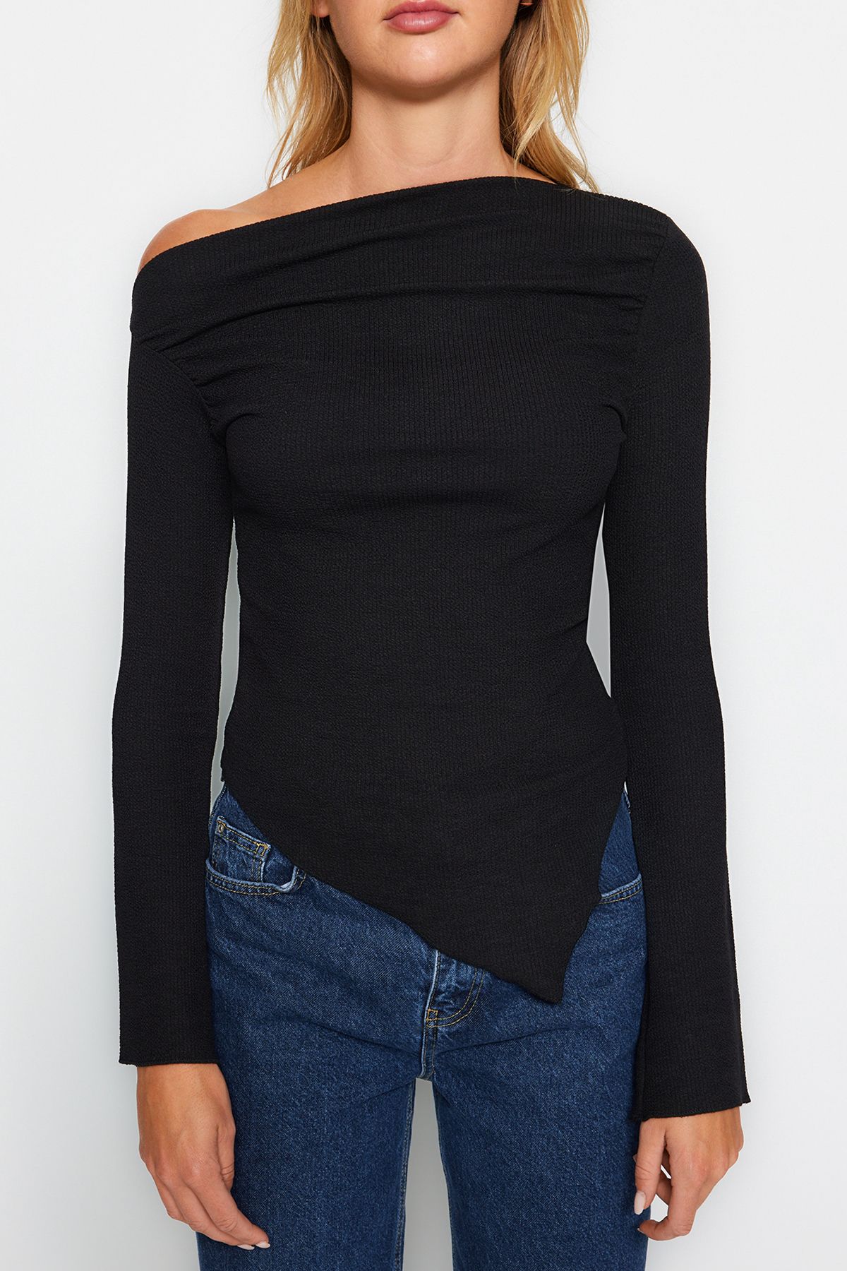 Dropship Black Open Back Blouse; Beaded Strap Asymmetric Boat Neck Top;  Elegant Casual Tops For All Occasions to Sell Online at a Lower Price