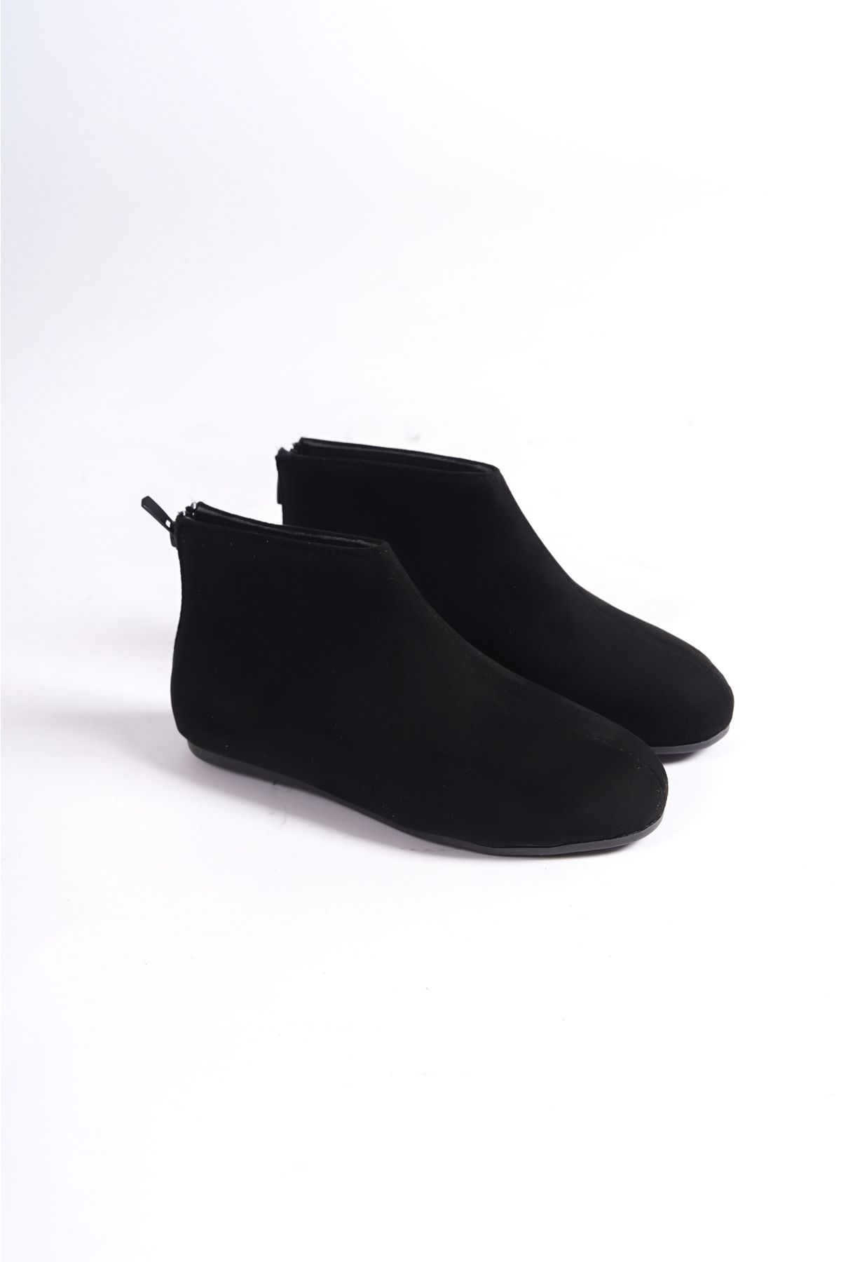 Moda Değirmeni-Kurze, flache Damenstiefel aus schwarzem Wildleder mit Reißverschluss BG1176-116-0001 4
