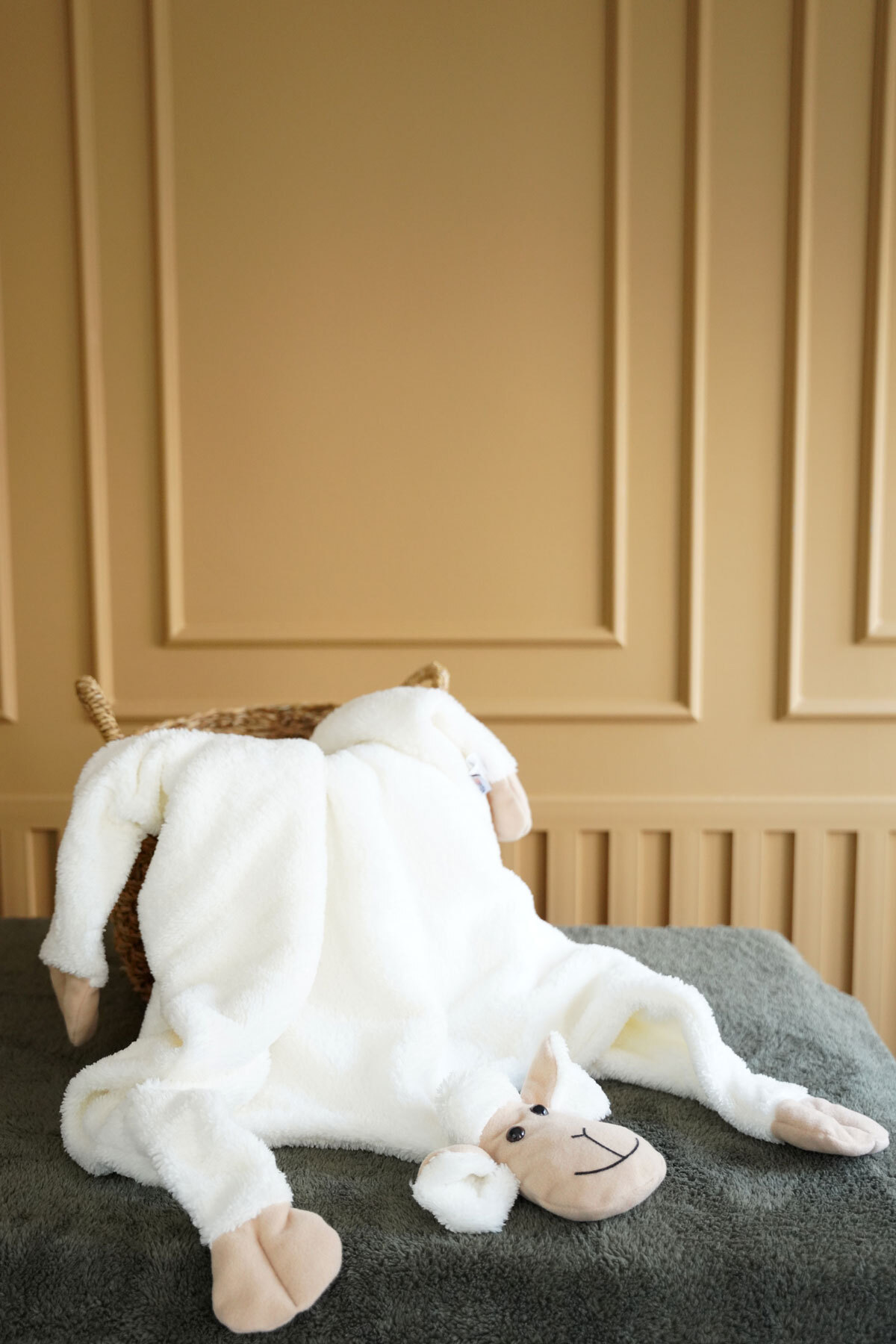 Modakids Krem Sevimli Kuzucuk Bebek Çocuk Battaniyesi Kışlık Peluş Welsoft Koyun Kuzu Battaniye fotoğrafı 5 (önizleme)