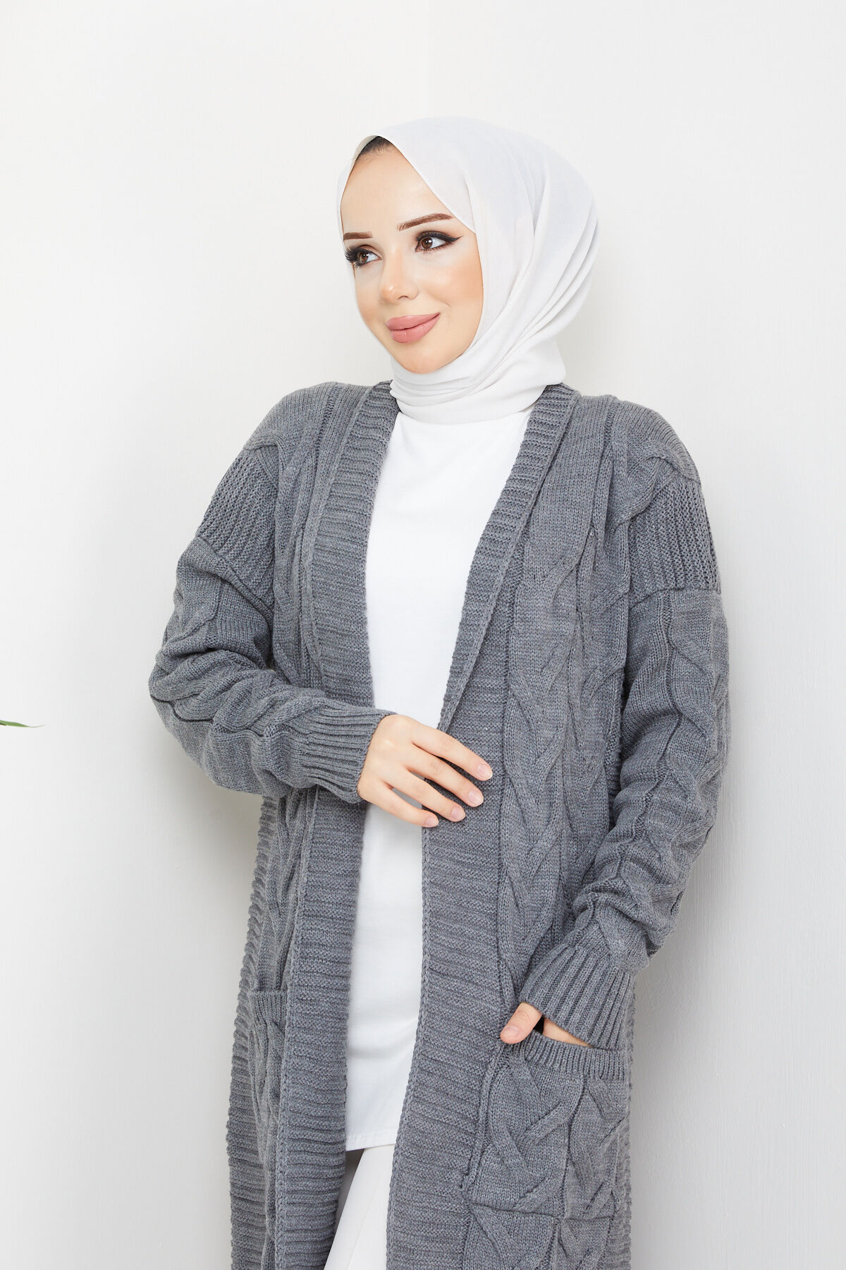 Pamuk Butik  Kadın Cepli Örgülü Triko Hırka Antrasit - Görsel 2