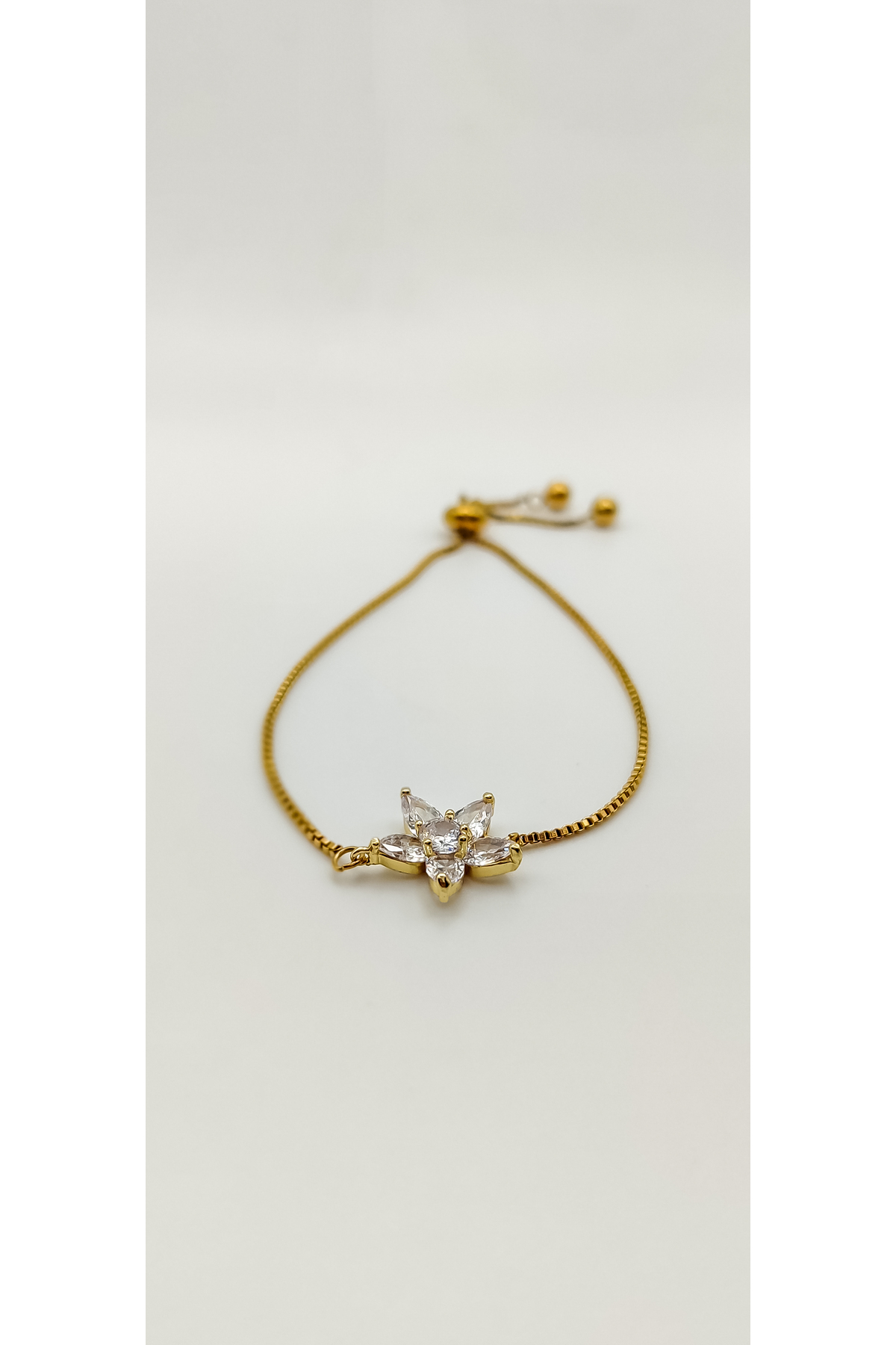 Çiçek Desenli14 Ayar Altın Kaplama Asansörlü Çelik Bileklik