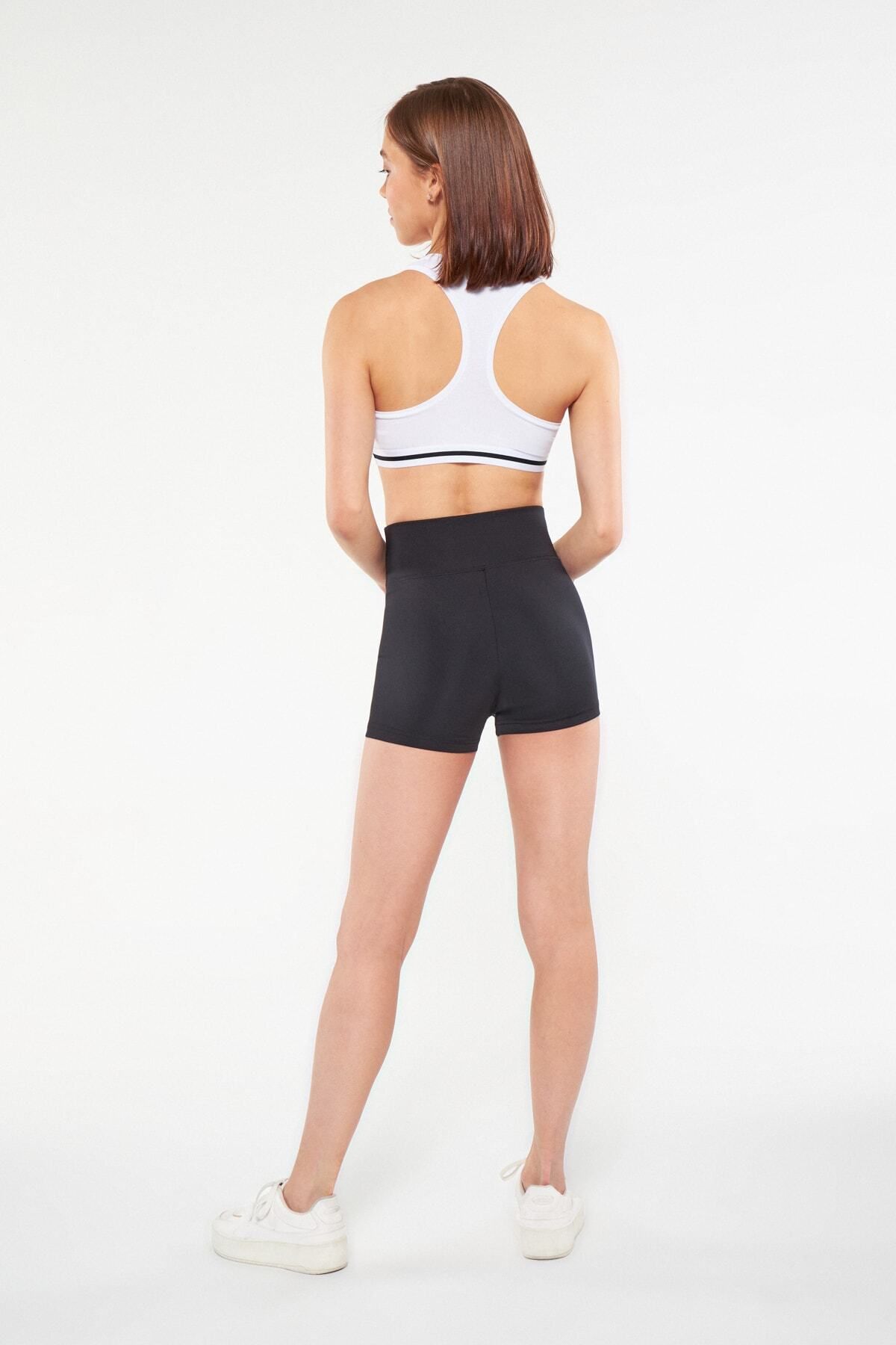 based on basics-One Size Compression Shorts Black 4