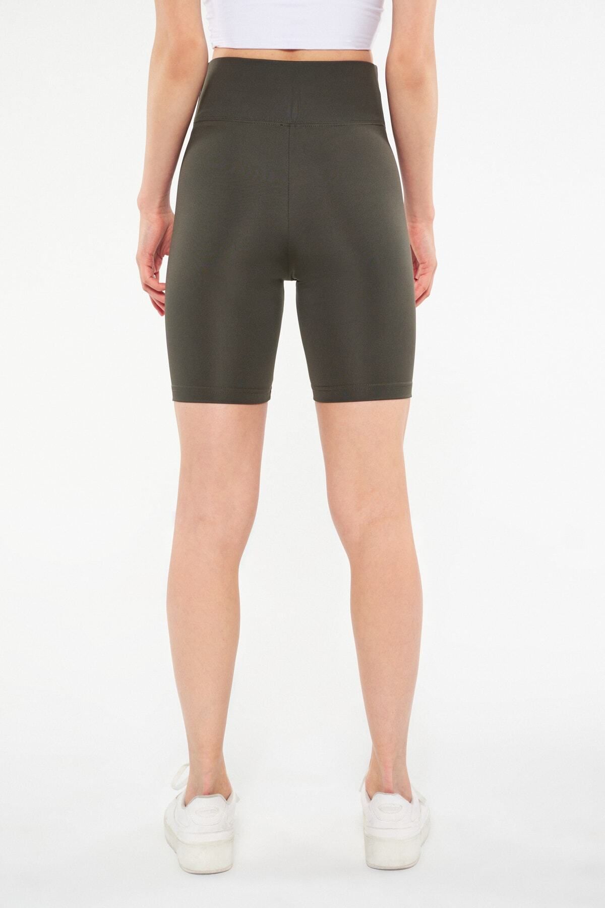 based on basics-One Size Collector Biker Khaki 5